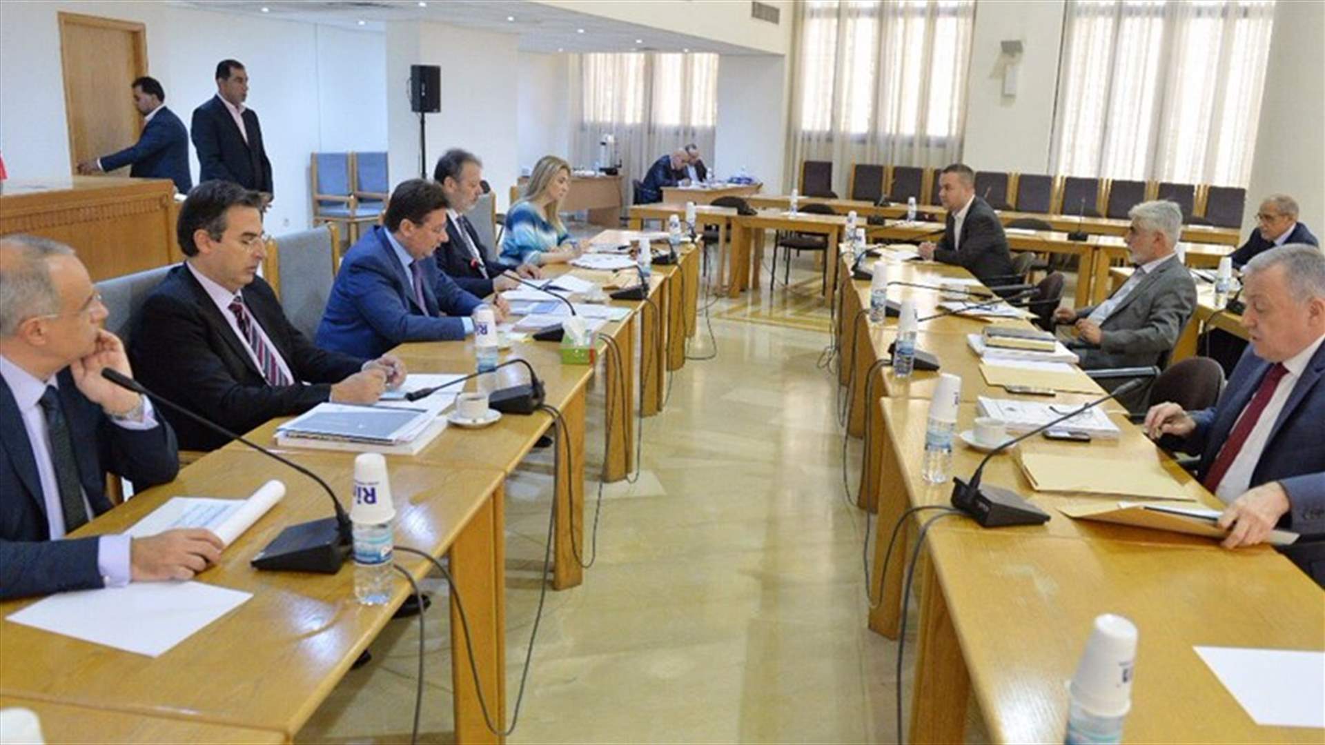 لجنة المال انهت بت المواد المعلقة في مشروع الموازنة وتعقد الاثنين آخر جلساتها
