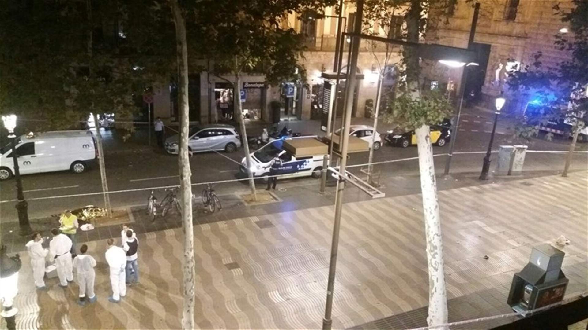 منفذ هجوم برشلونة ما زال فاراً... وهذه هويّة المشتبه بهما