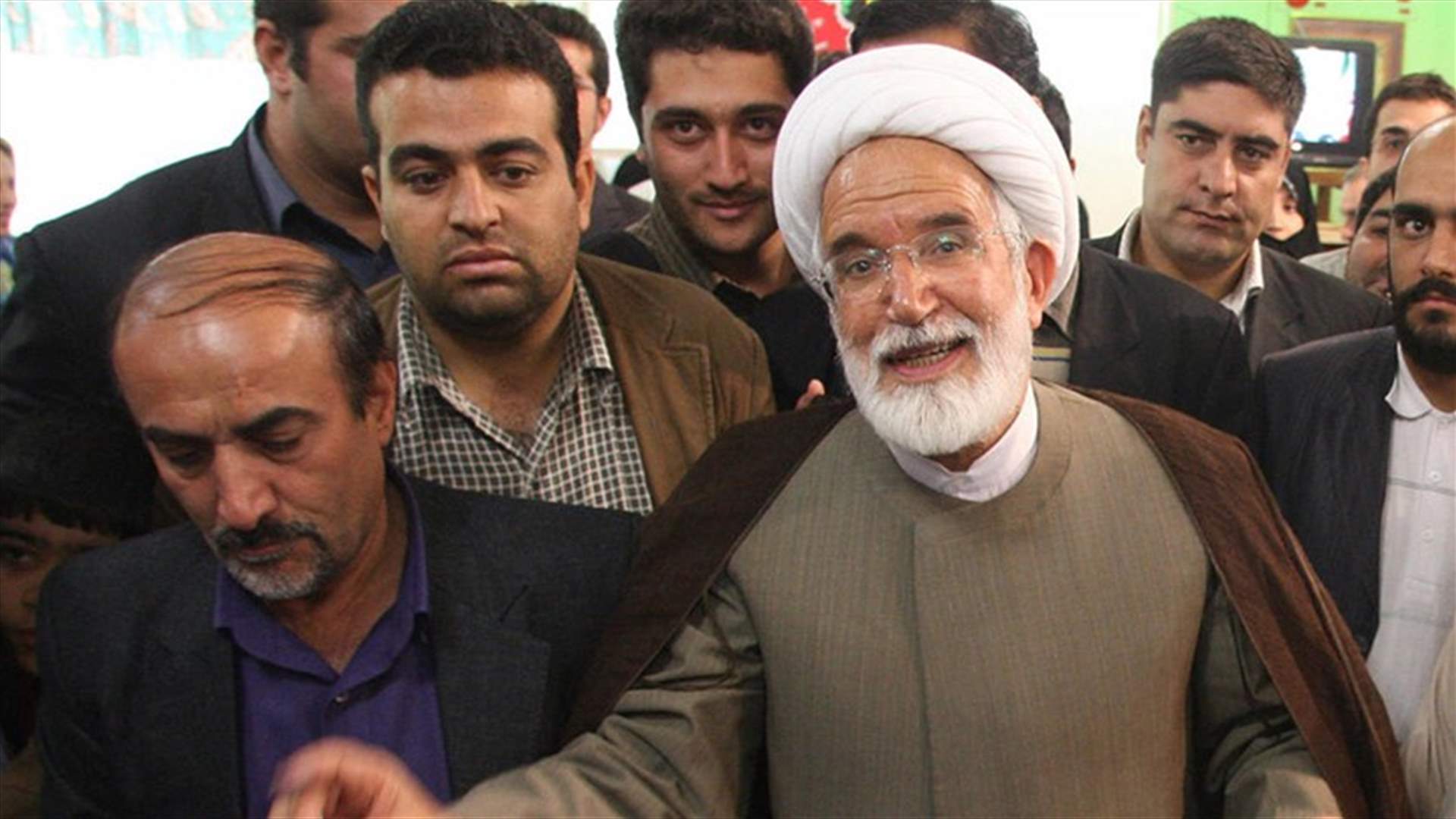 المعارض الايراني مهدي كروبي ينهي اضرابه عن الطعام