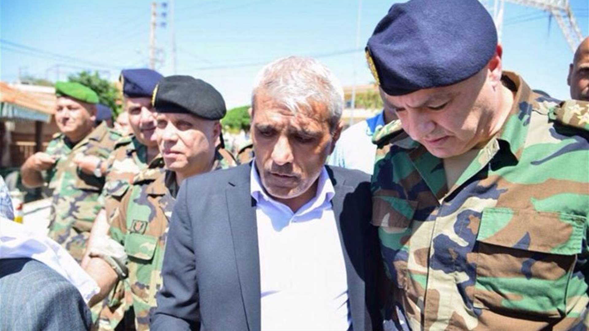 رئيس بلدية القاع لـ"الحياة": مستعدون لحمل السلاح إذا طُلب منا مساعدة الجيش