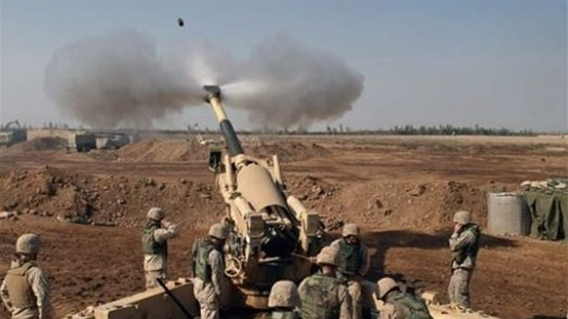 الجيش يقصف مواقع لداعش في جرود القاع