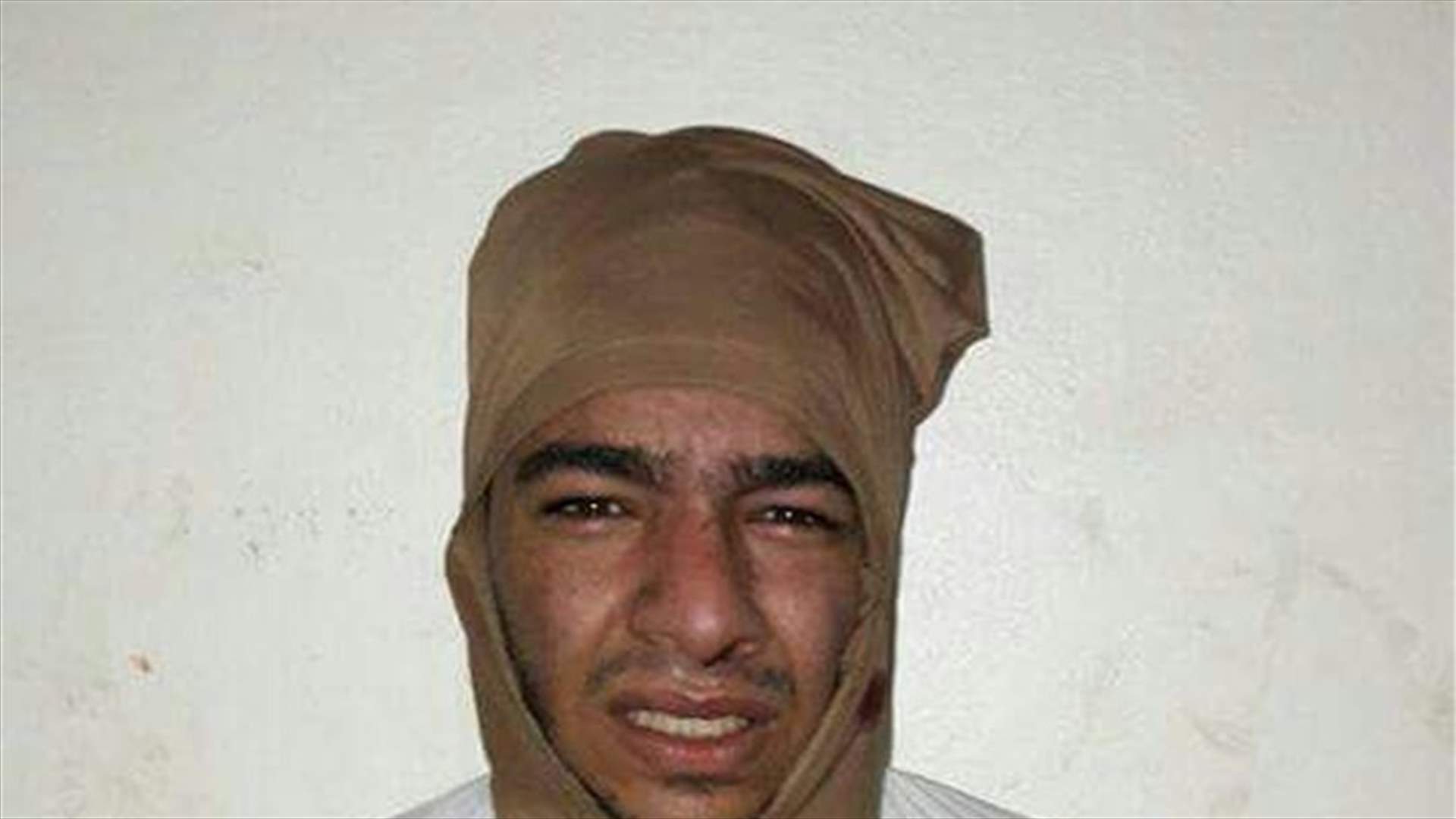 بالصورة - استخبارات الجيش تسلمت "وليد الحسين" الذي ينتمي الى مجموعة بلال بدر