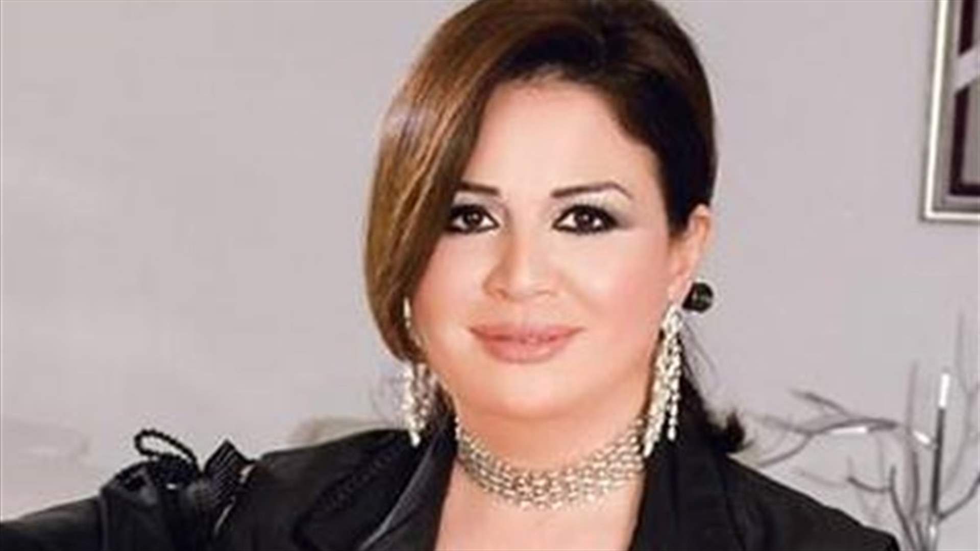 إلهام شاهين تنجو من الموت بالقصف في سوريا