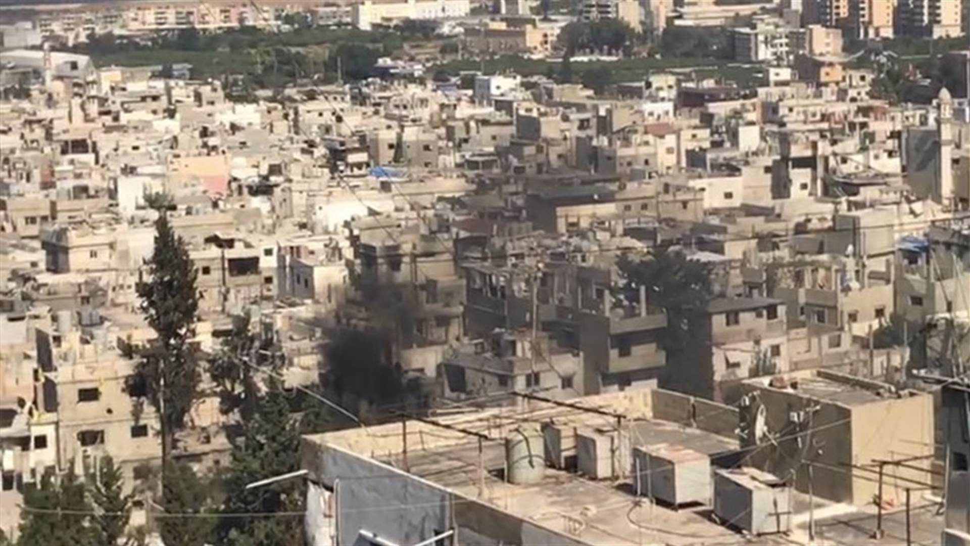اغلاق سرايا صيدا...والاشتباكات مستمرة في عين الحلوة