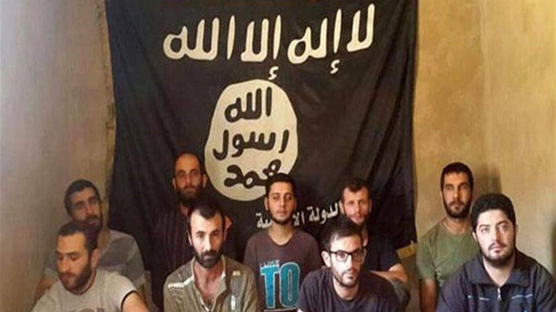 اليكم من أمر بقتل العسكريين...