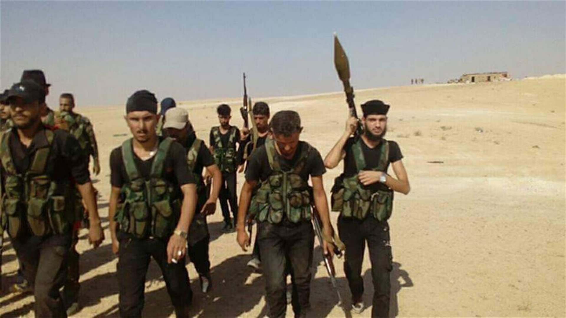 بالصور - دير الزور ترحّب بالجيش السوري