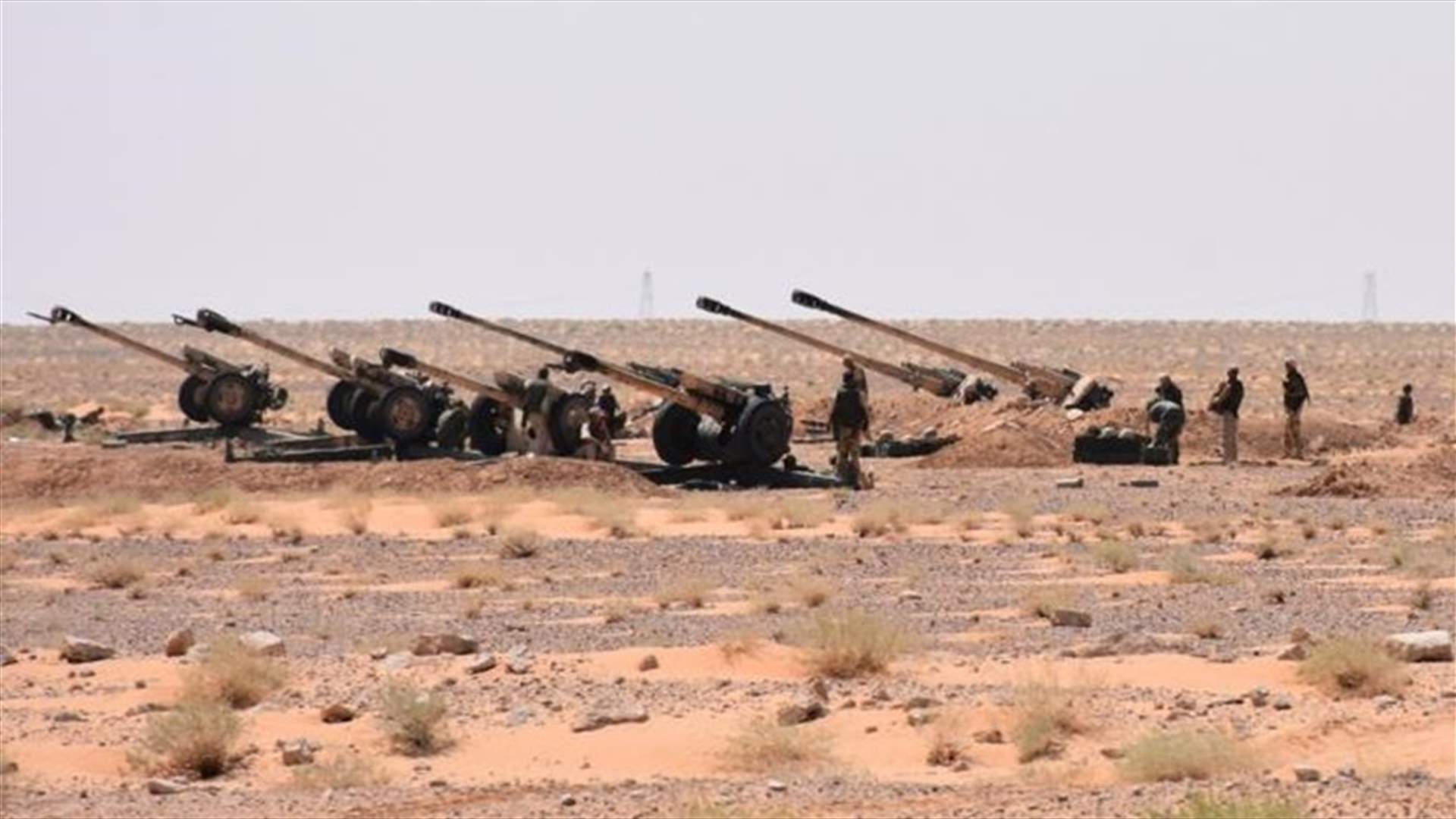 الجيش السوري وحلفاؤه على بعد كيلومترات من جيب في دير الزور