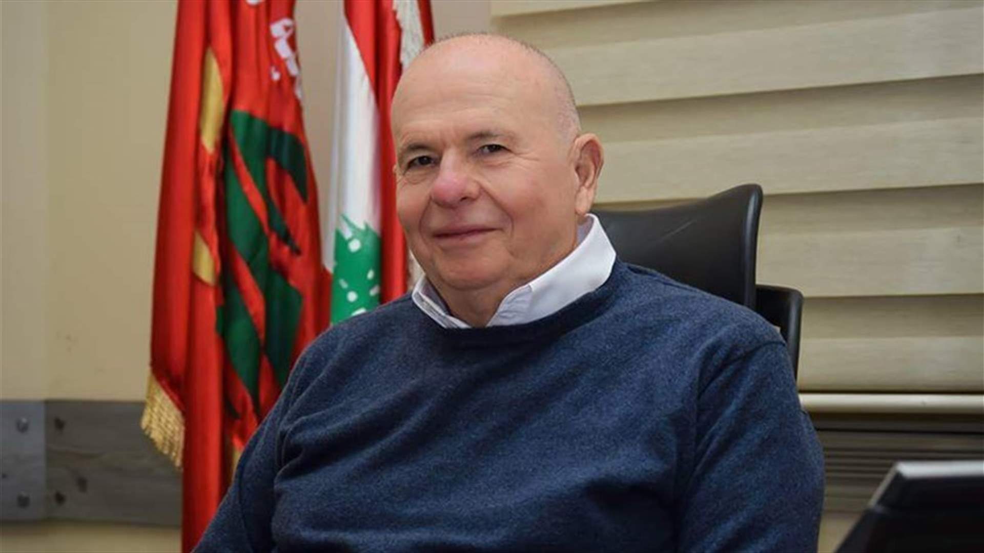 وزير العمل يدخل المستشفى...