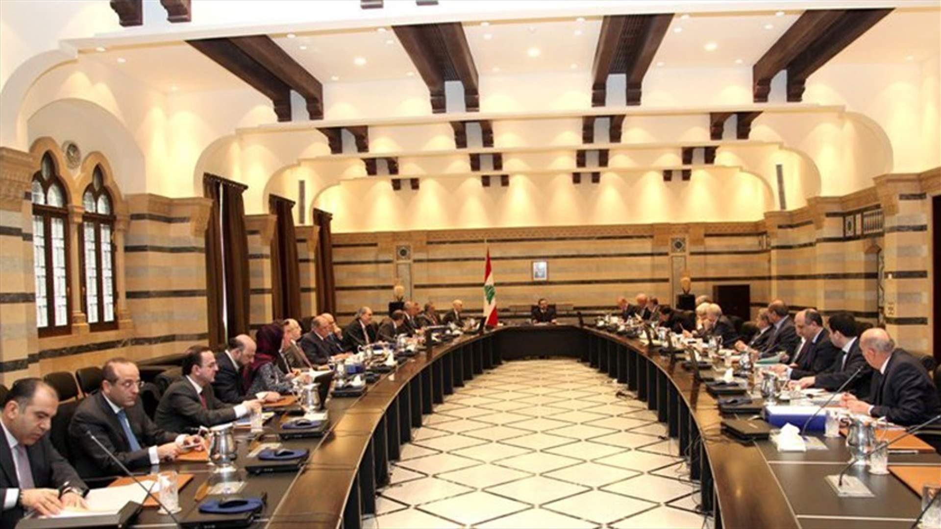 مجلس الوزراء: لا سلسلة إذا لم يكن هناك ضرائب