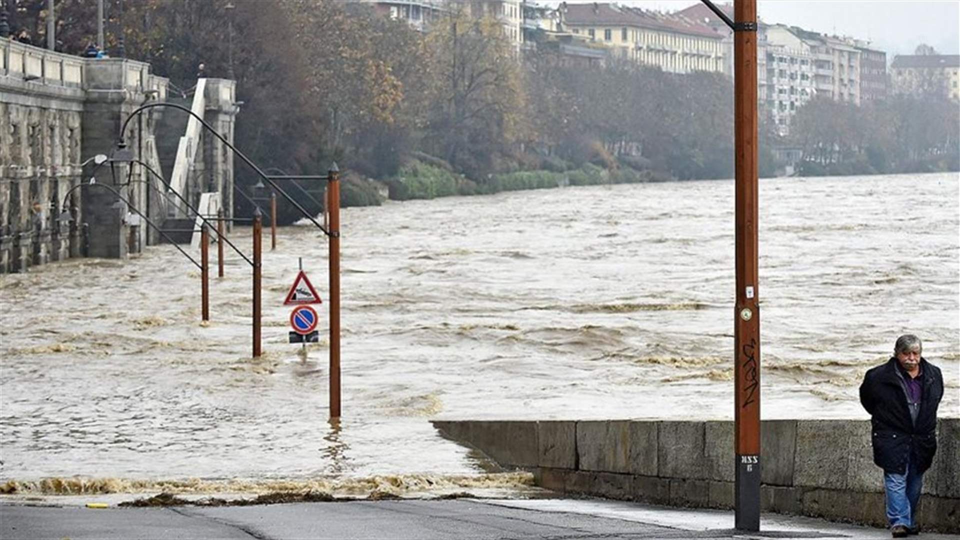 Floods kill at least six in Italian region of Tuscany