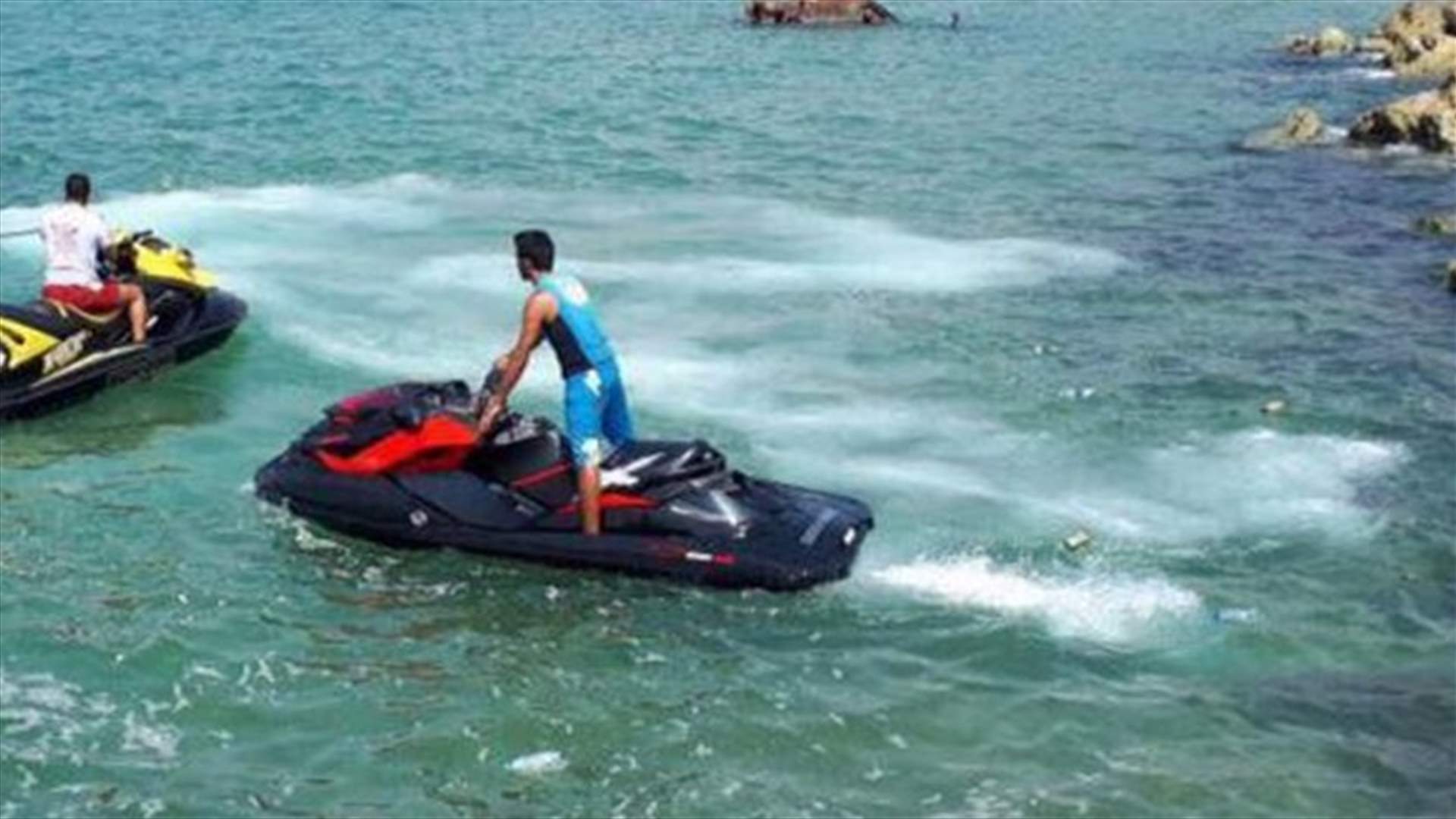 بالصور- هذا ما حصل مع شابين على متن Jet Ski في جونية...