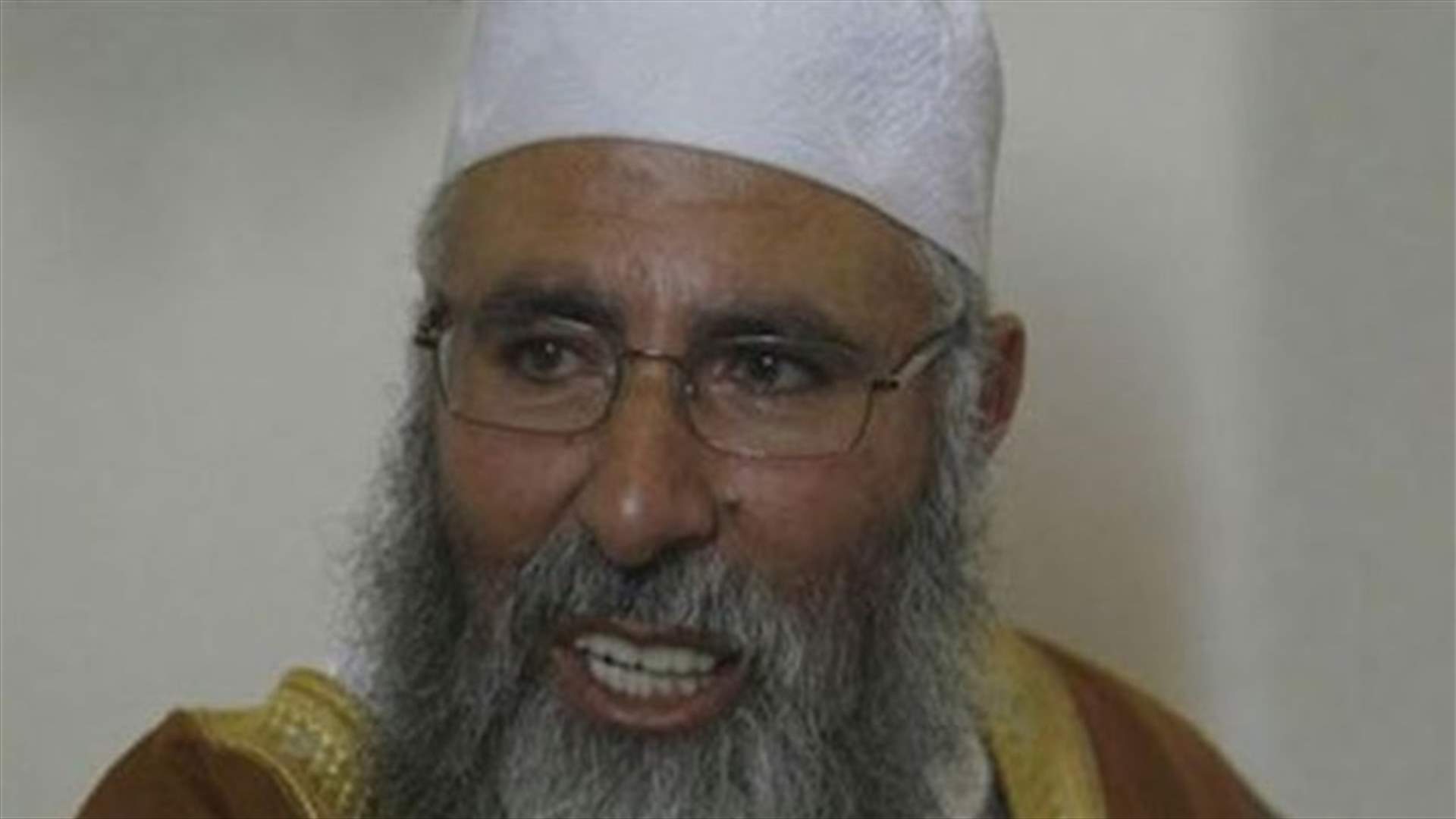 ابو طاقية فرّ بعد صلاة الجمعة متخفيا
