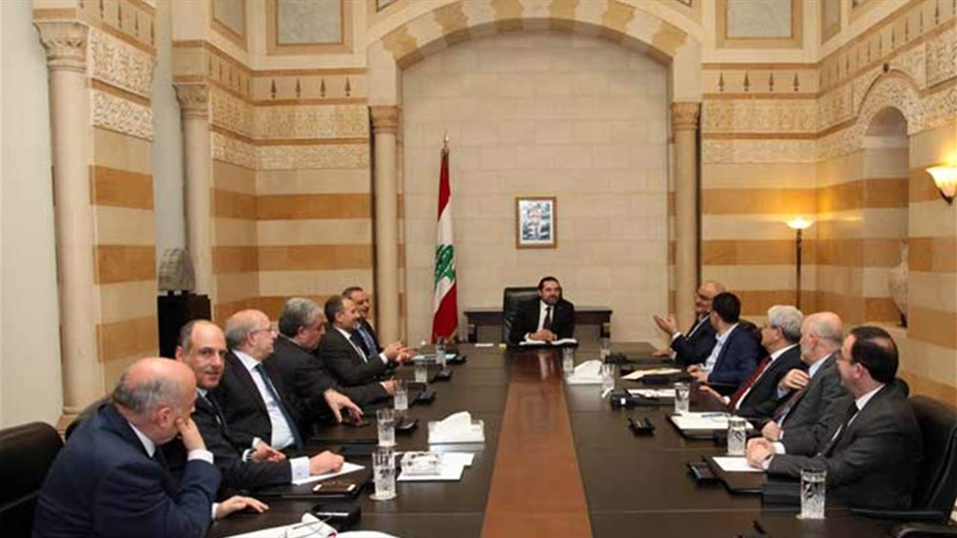 البطاقة البيوميترية موضوع جدال... هل تلاقت "القوات" مع "التيار"؟