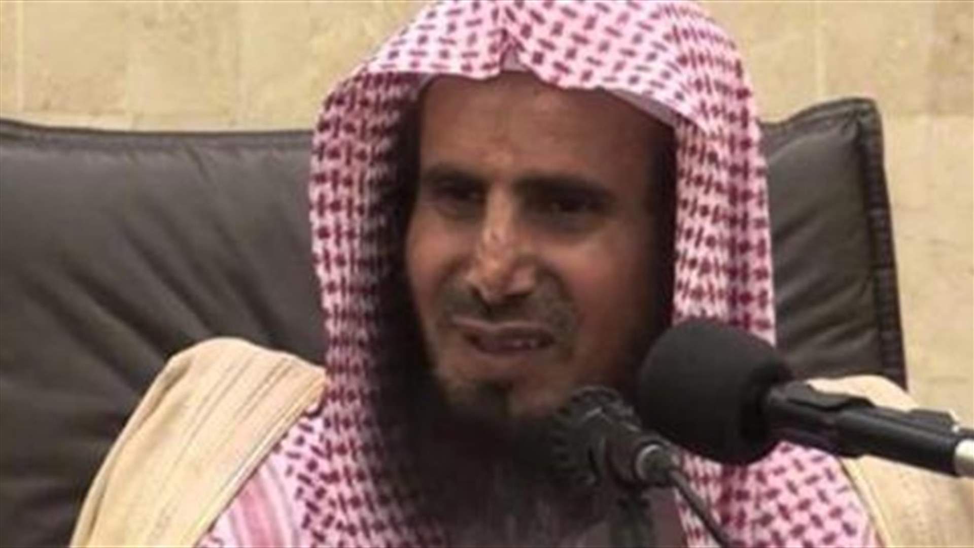 بالفيديو- "المرأة بربع عقل"...كلمات منعت داعية سعودية من الخطابة!