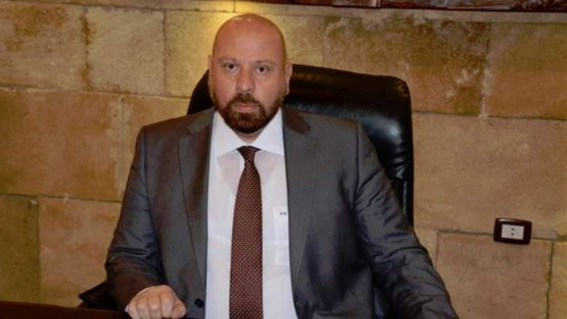 محافظ الشمال يوضح...هذا ما حصل مع مسؤول مكتب الوكالة الوطنية بطرابلس