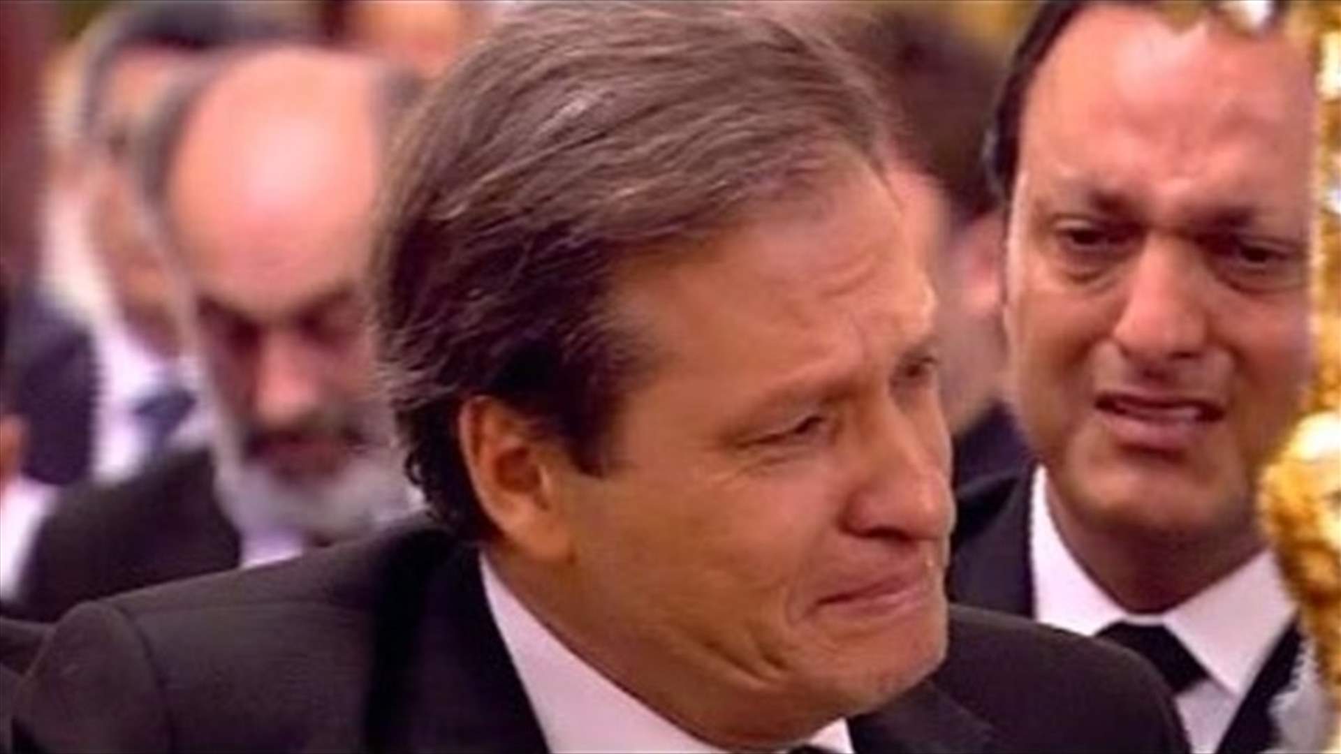الموت يُبكي نزار فرنسيس بفقدان أقرب الناس