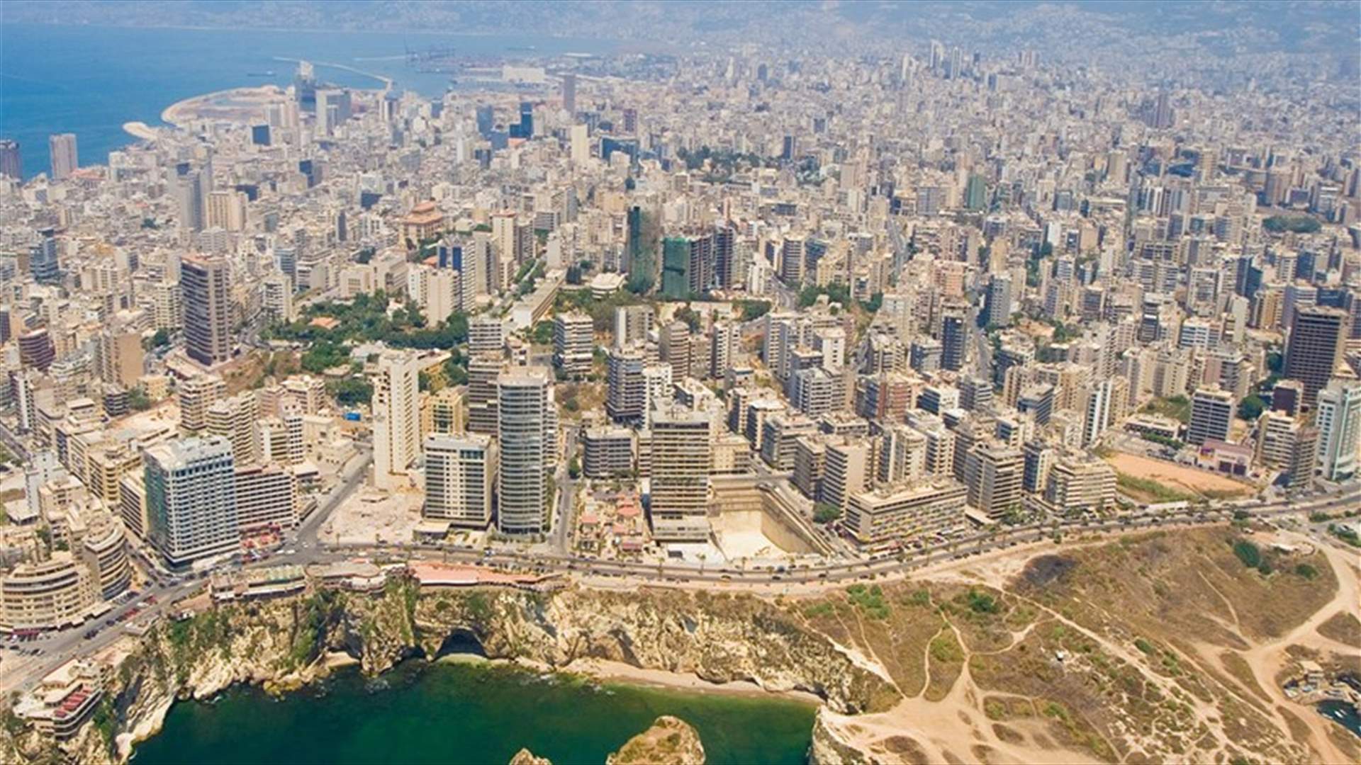 بالتفاصيل - وزيرة اسرائيلية تطالب بالتحقيق مع مخرج يزور لبنان