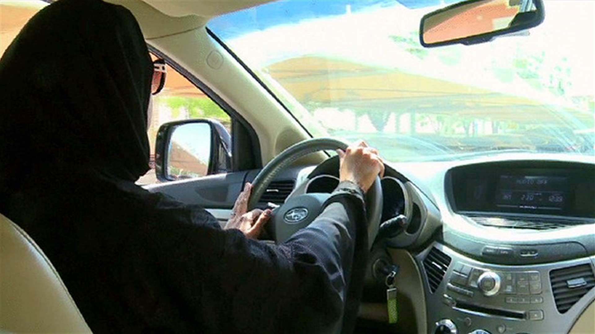 بعد طول انتظار... السماح للمرأة بالقيادة في السعودية