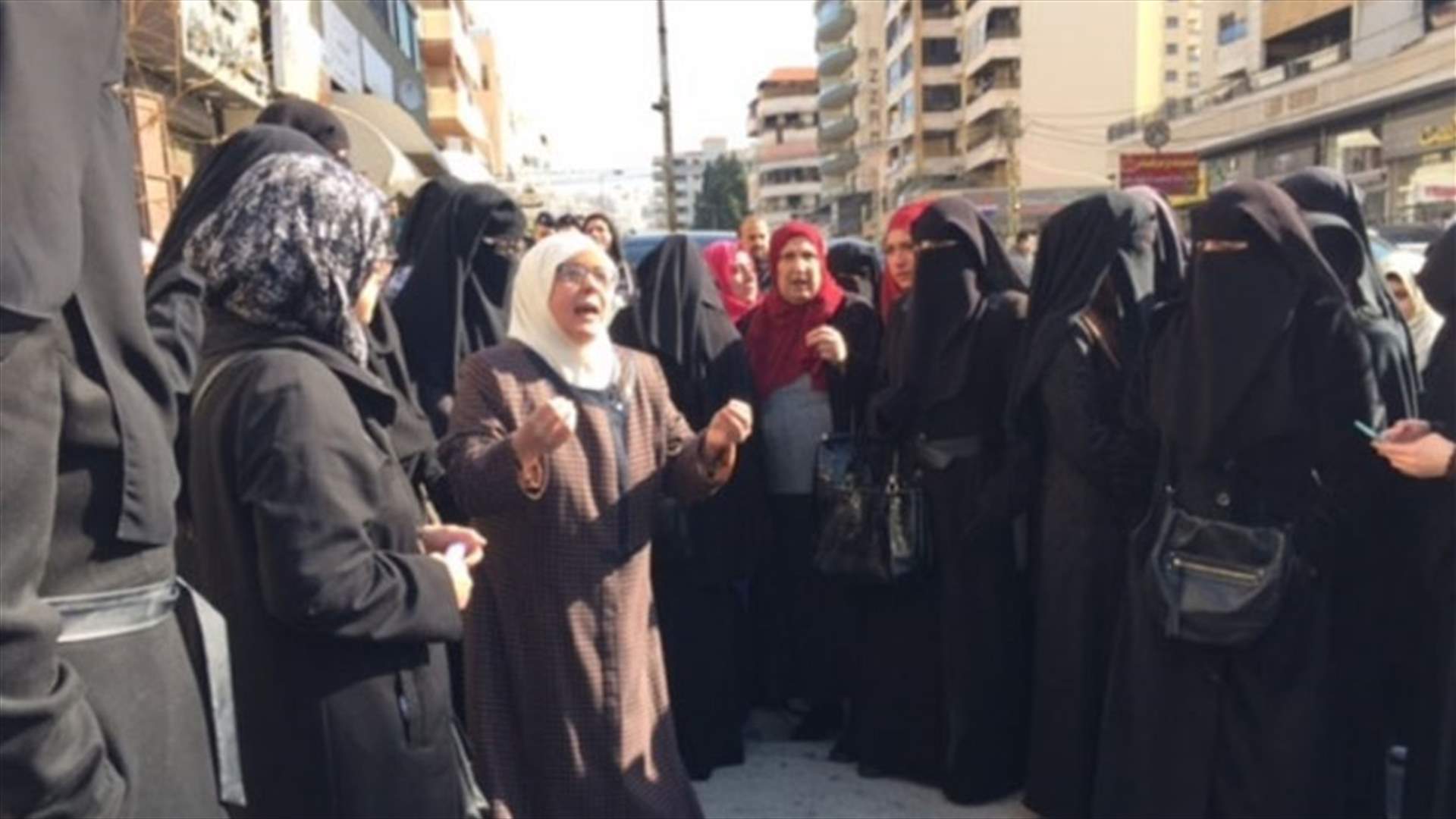 Families of Abra events detainees head to Sidon to continue protest