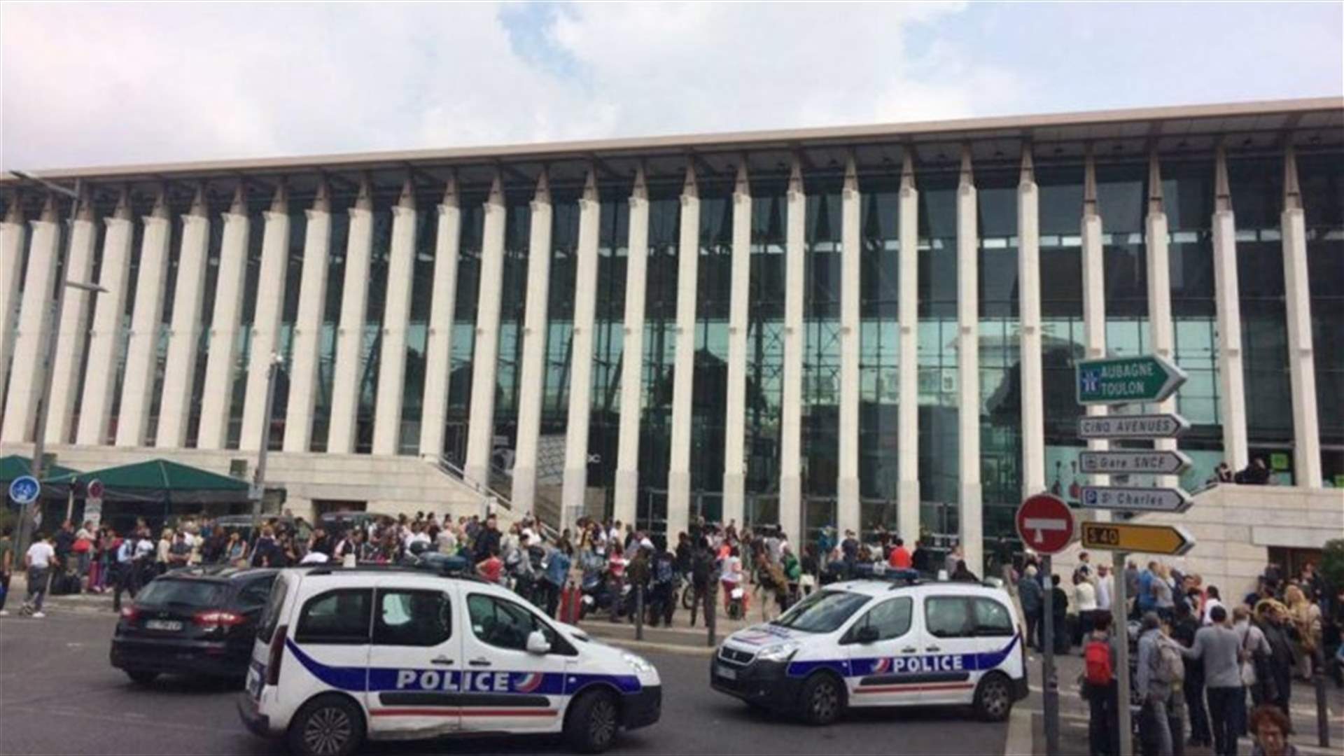 هجوم بسكين في محطة مرسيليا... ومقتل شخصين