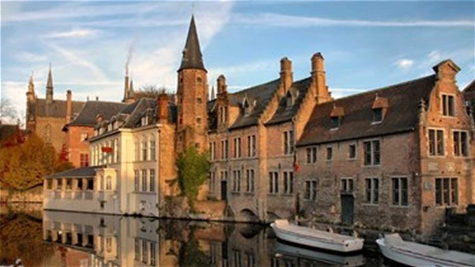 Belgium withdraws residence permit of "Salafist" Saudi imam