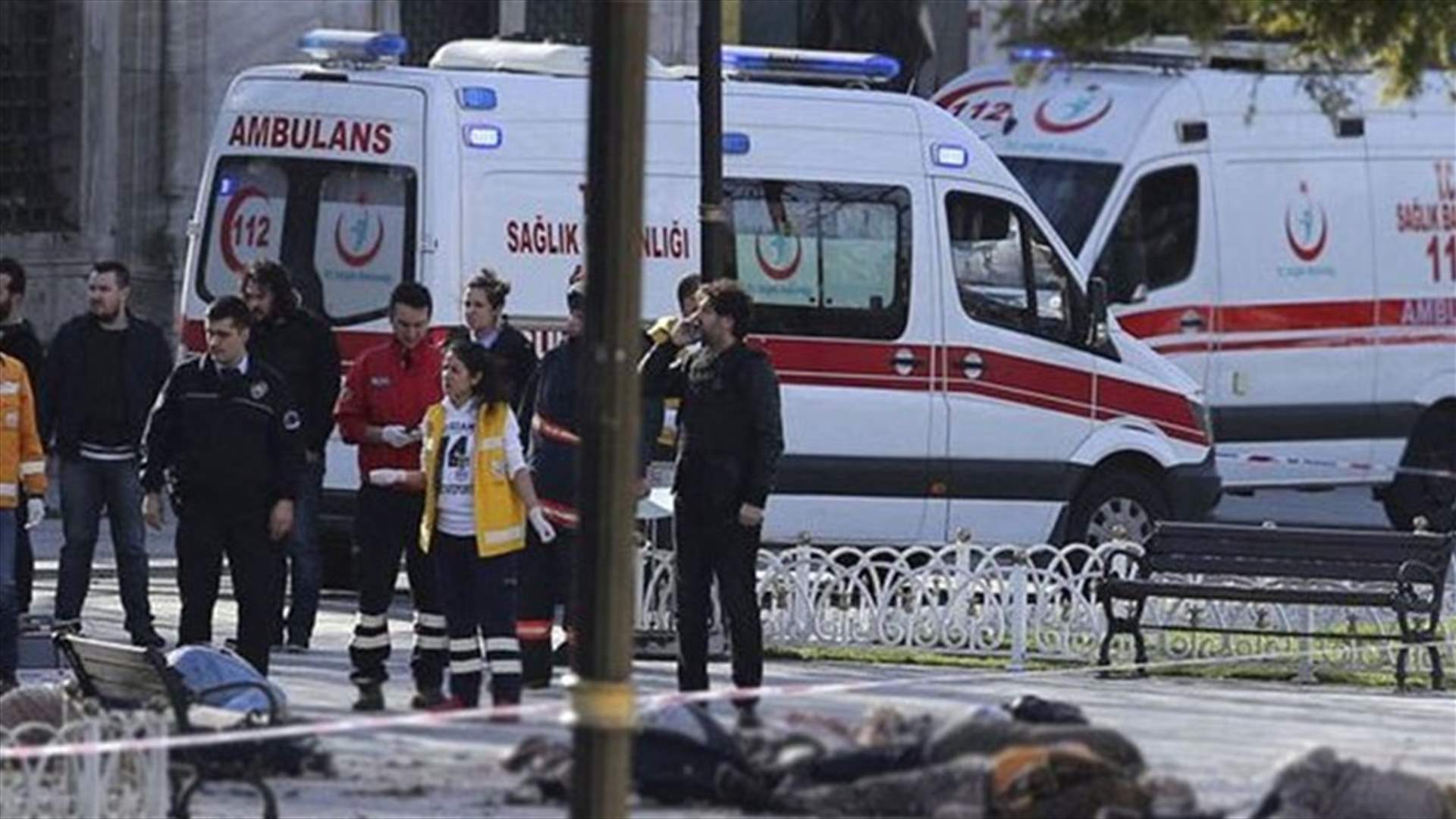 Bomb blast in southeast Turkey kills four soldiers, wounds four - governor