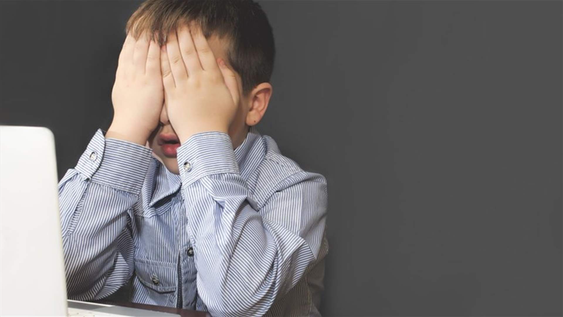 استغلّ جنسياً 150 طفلاً بعدما أوهمهم بأنه مراهقة!