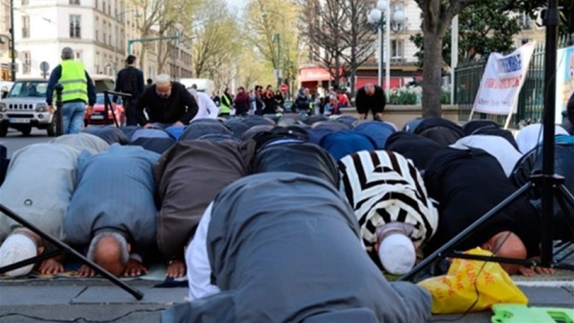 اغلاق مسجد ومركز لصلاة المسلمين في فرنسا