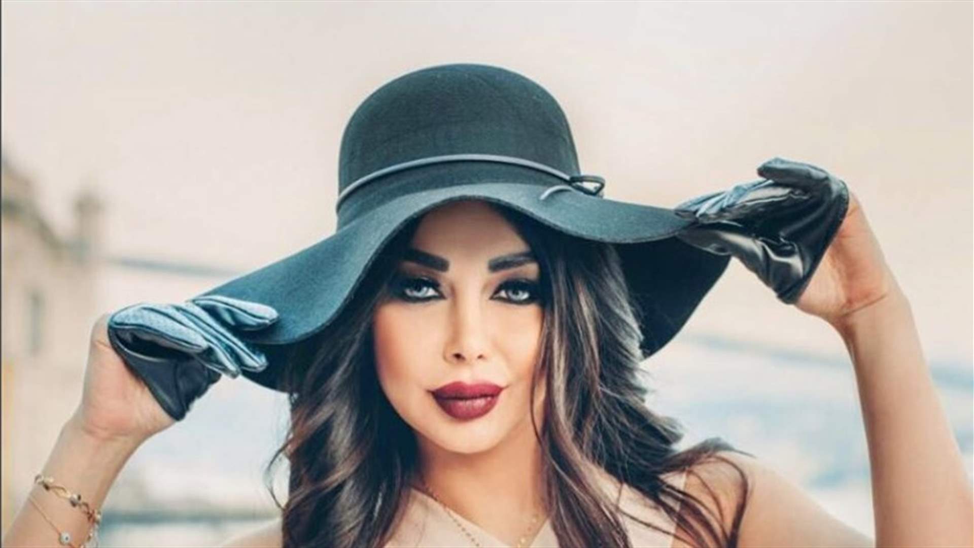 فيديو طريف يجمع رولا يموت بوالدها... بالرغم من مرضه!