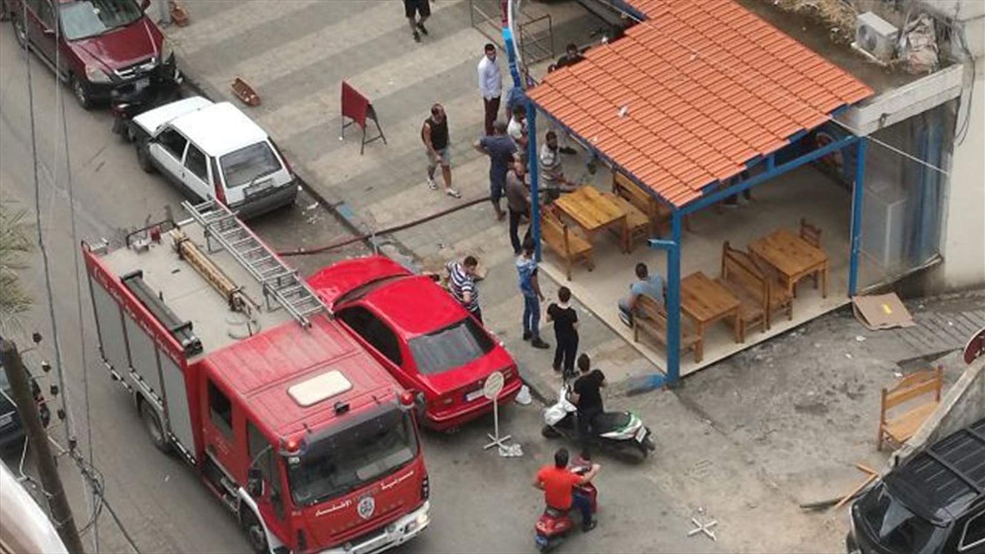 بالصورة- إحتراق مسمكة في طرابلس وإصابة شخصين