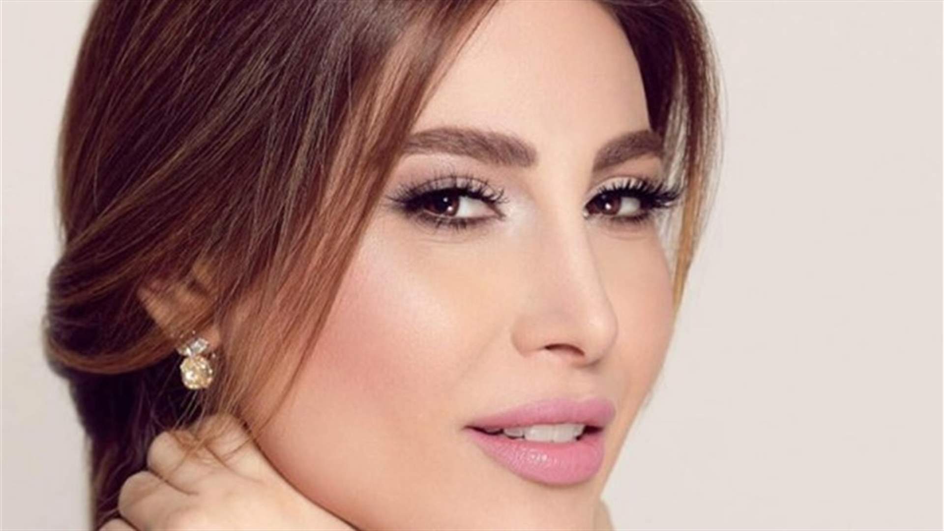 بالصورة – "يارا" نجمة الحلقة الأولى من "لهون وبس"... إليكم إطلالتها الليلة!