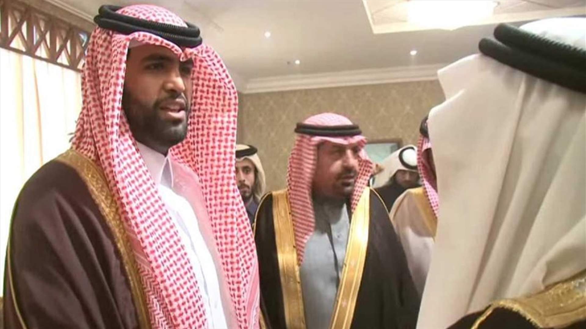أمن الدولة يقتحم قصر الشيخ سلطان بن سحيم ويصادر ممتلكاته