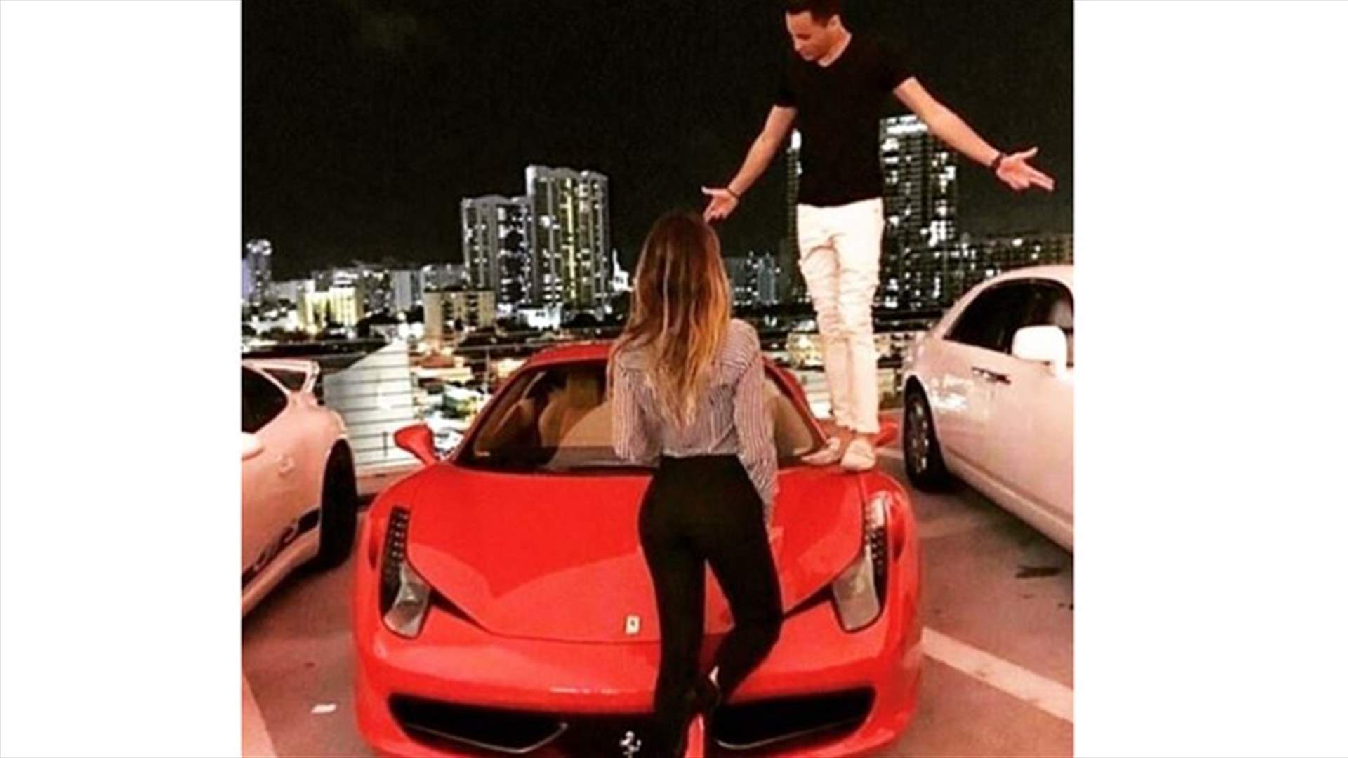 بالصور – أولاد أغنياء هذا البلد يستعرضون أموالهم وممتلكاتهم الفاخرة!
