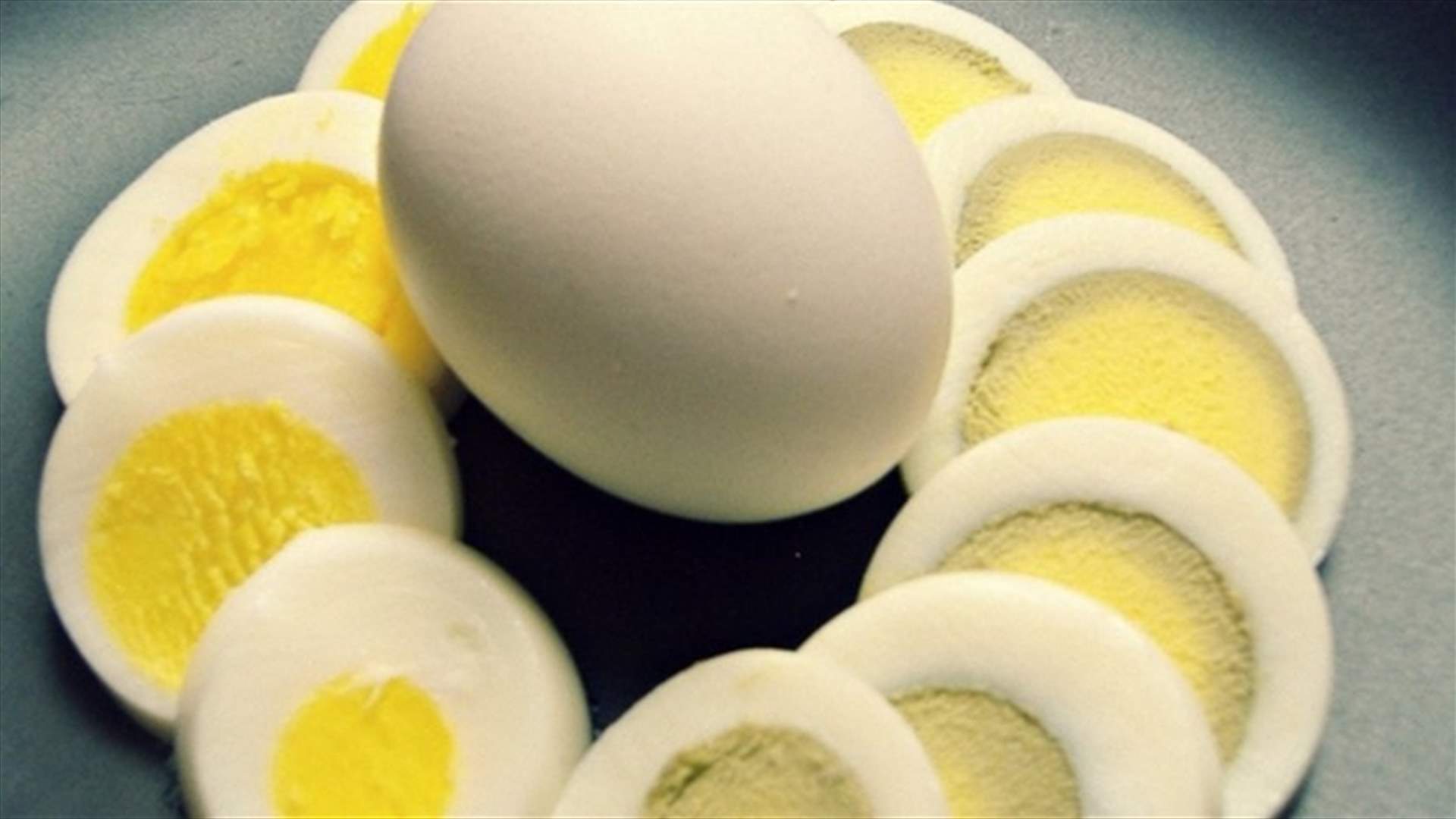 هل تحول صفار البيض إلى اللون الأخضر مضرّ بالصحة؟