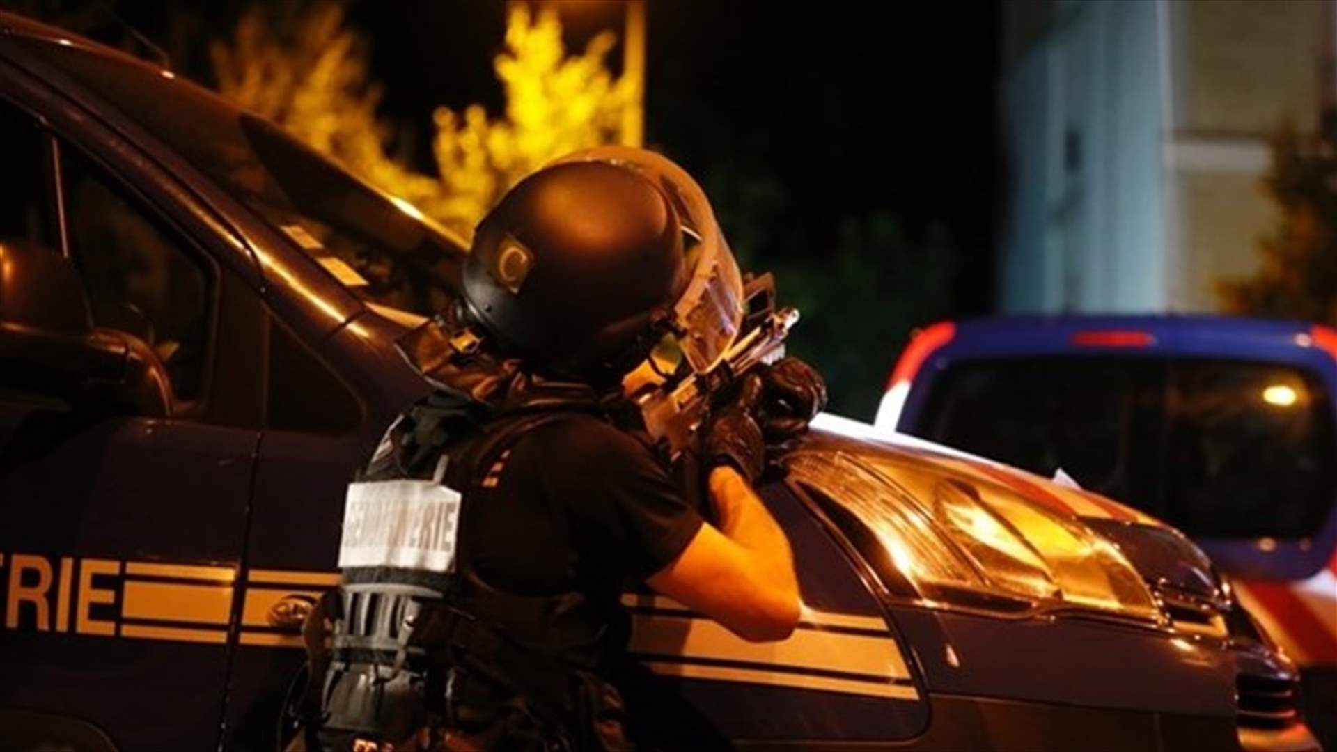 Cars torched in attack on French police housing complex