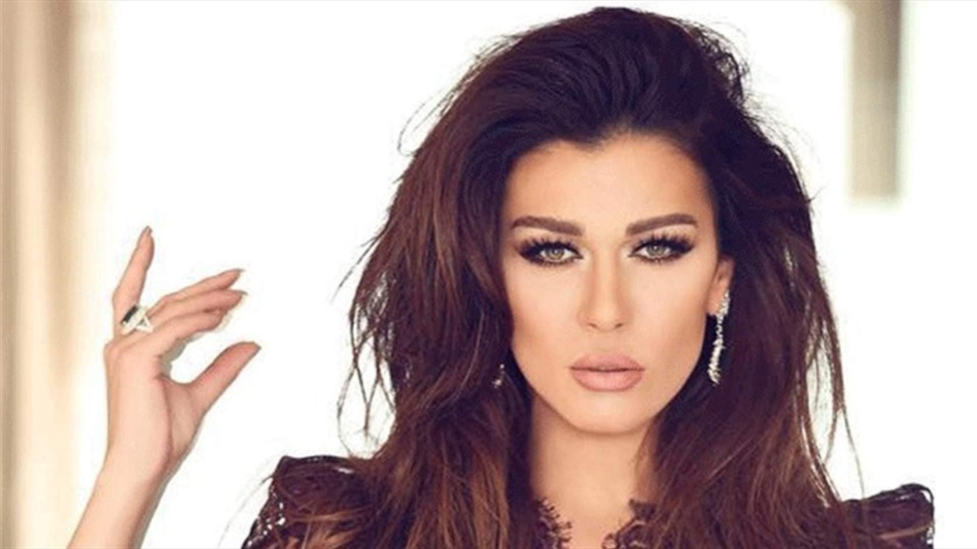 أفعى في منزل نادين الراسي.. فيديو مرعب يوثّق لحظة قتلها