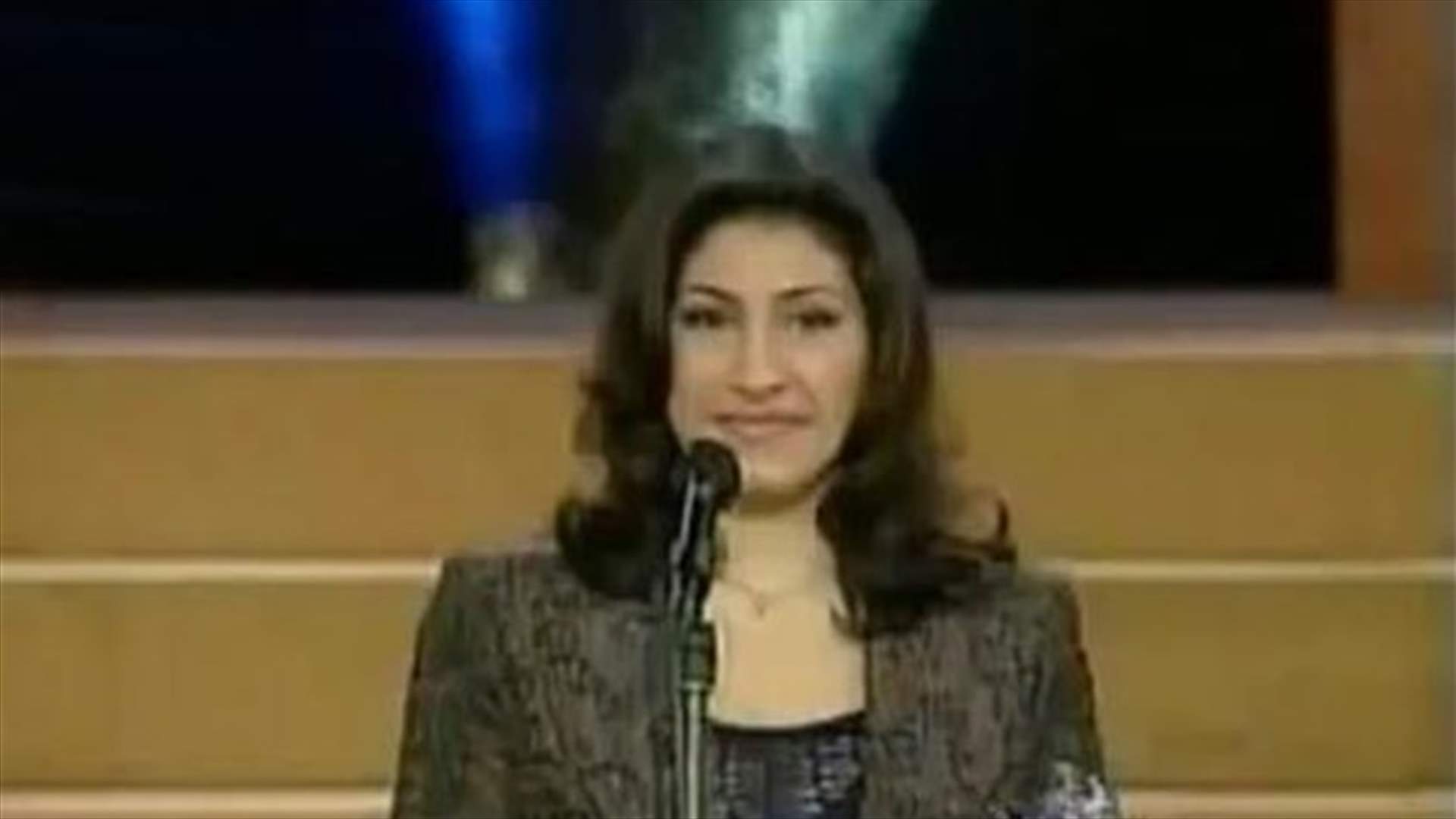 صورة هذه النجمة اللبنانية أثارت ضجة كبيرة عبر مواقع التواصل الاجتماعي... إليكم هويتها!