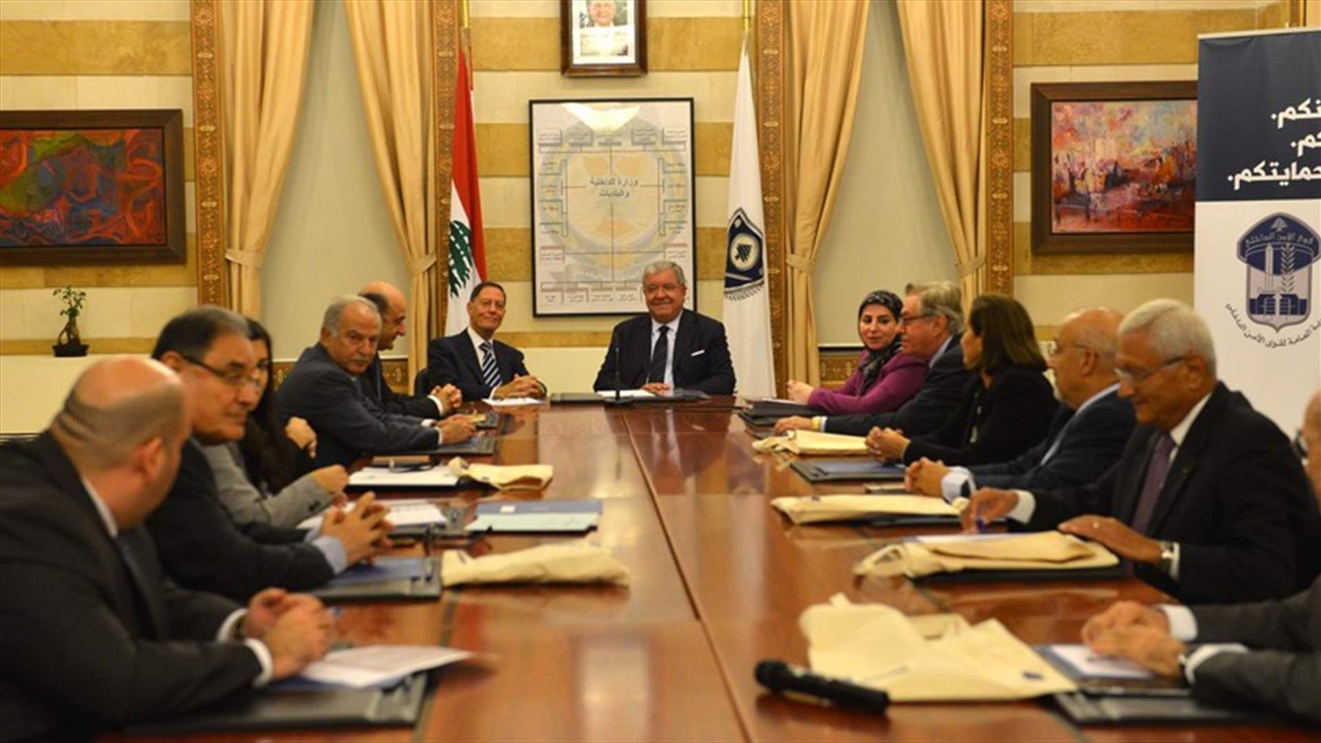 المشنوق لهيئة الاشراف على الانتخابات: جاهزون لتنفيذ قانون الانتخاب