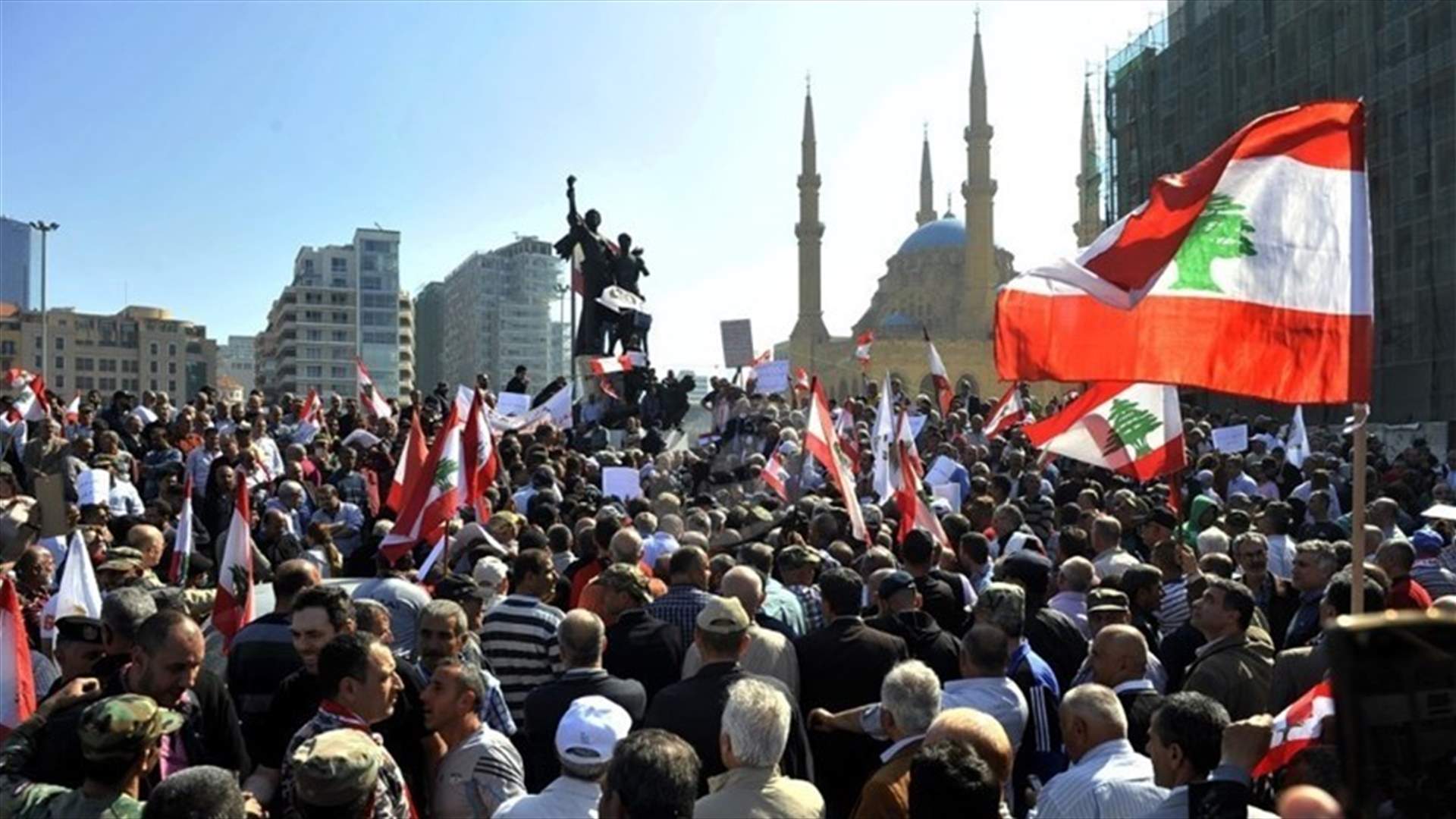 لجنة العمال المياومين وجباة الإكراء تعلق اضرابها