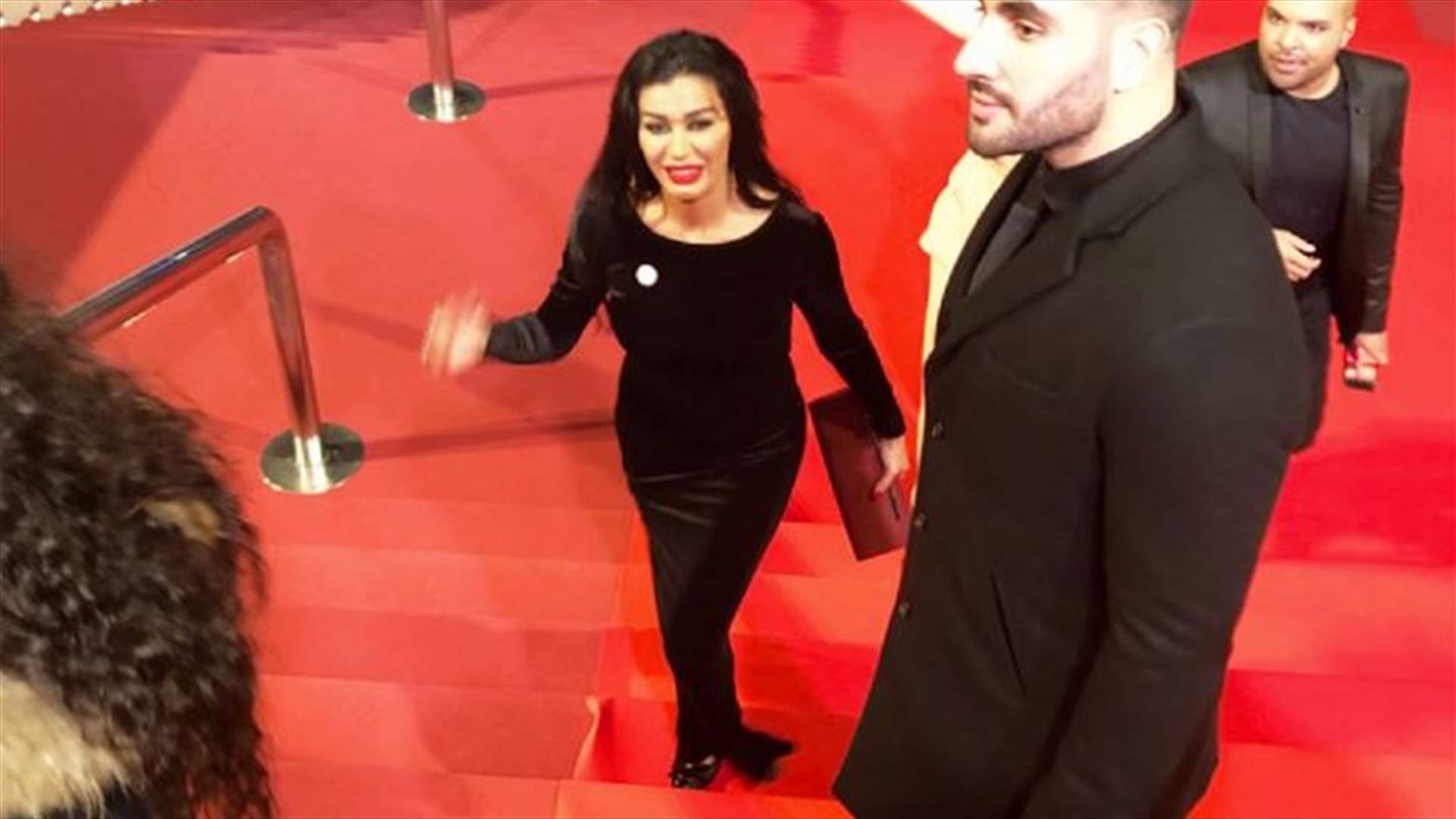 نادين الراسي تنسحب من حفل "كان" بسبب سعد الحريري: يمكن انقلب السّحر عالسّاحر!