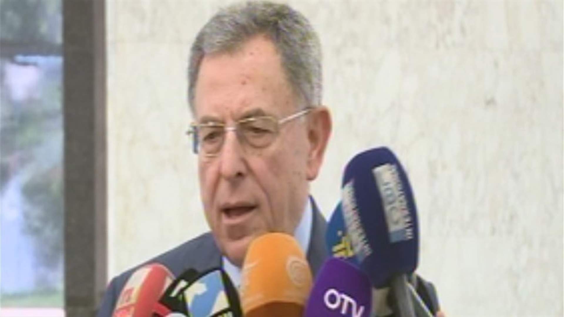 Former PM Siniora says Hariri will return to Lebanon