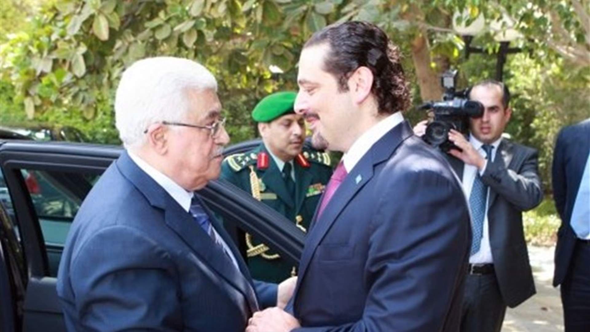 عباس يتصل بالحريري