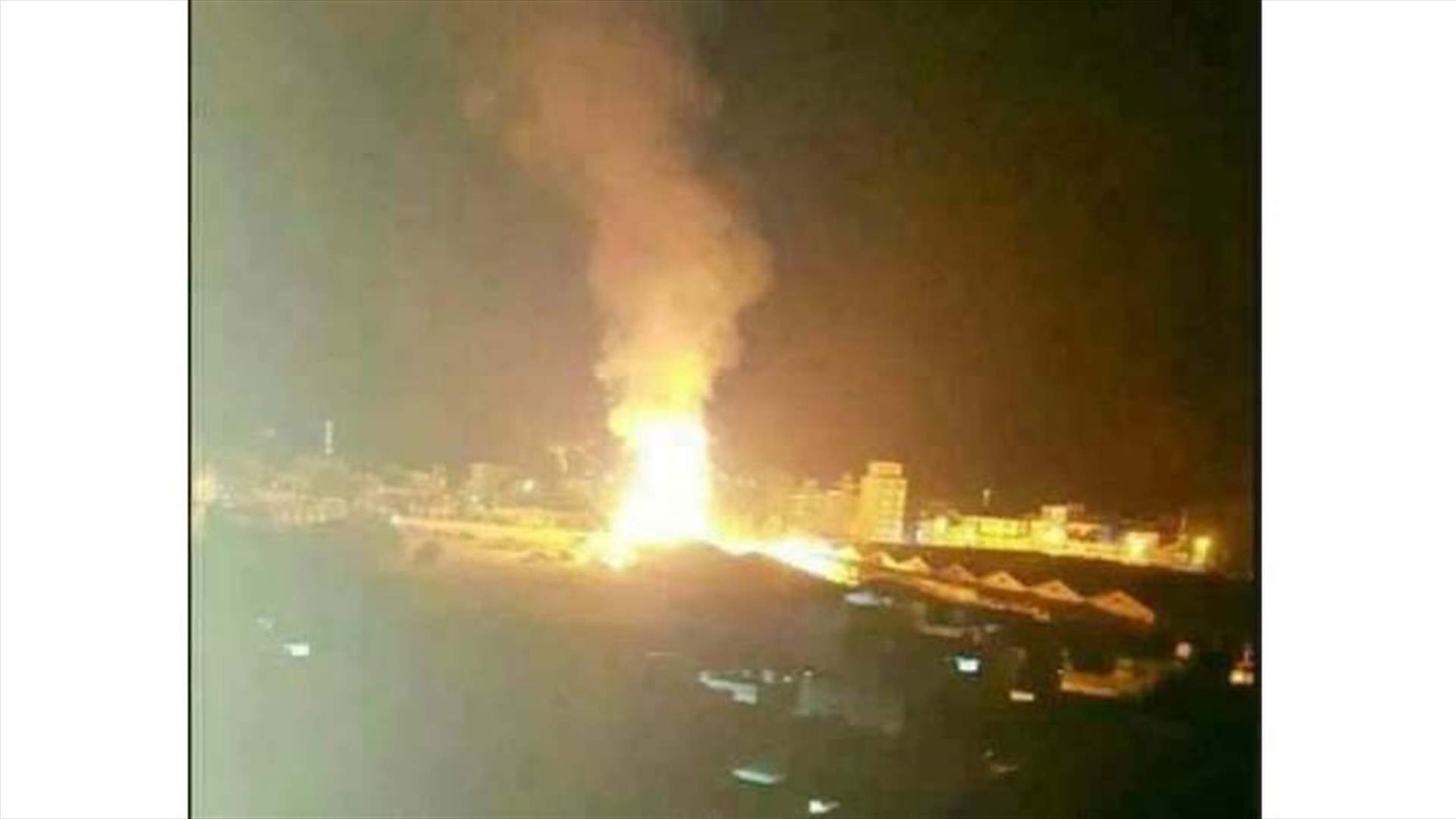 مقاتلات التحالف العربي تستهدف مبنى وزارة الدفاع في صنعاء