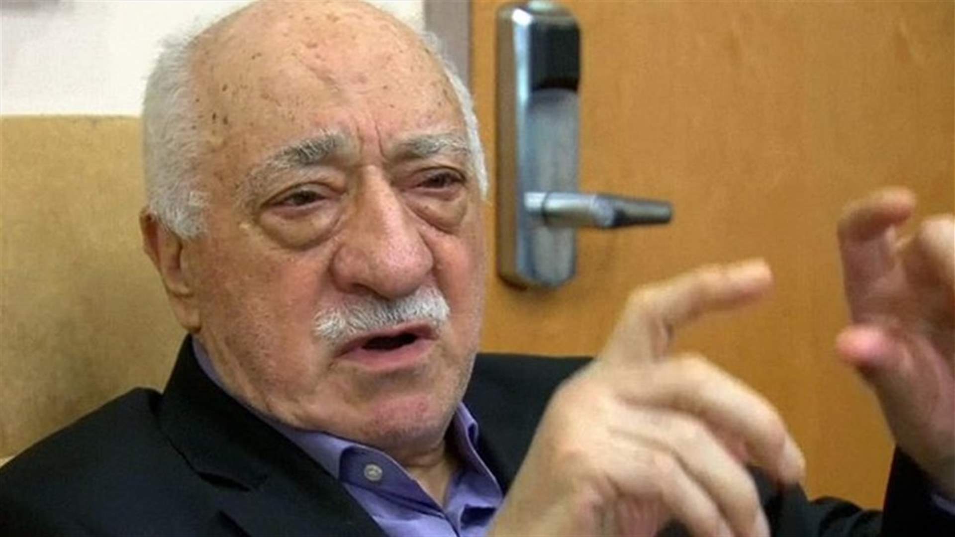 التحقيق مع مستشار ترامب السابق للامن القومي بتهمة مناقشة صفقة لترحيل غولن
