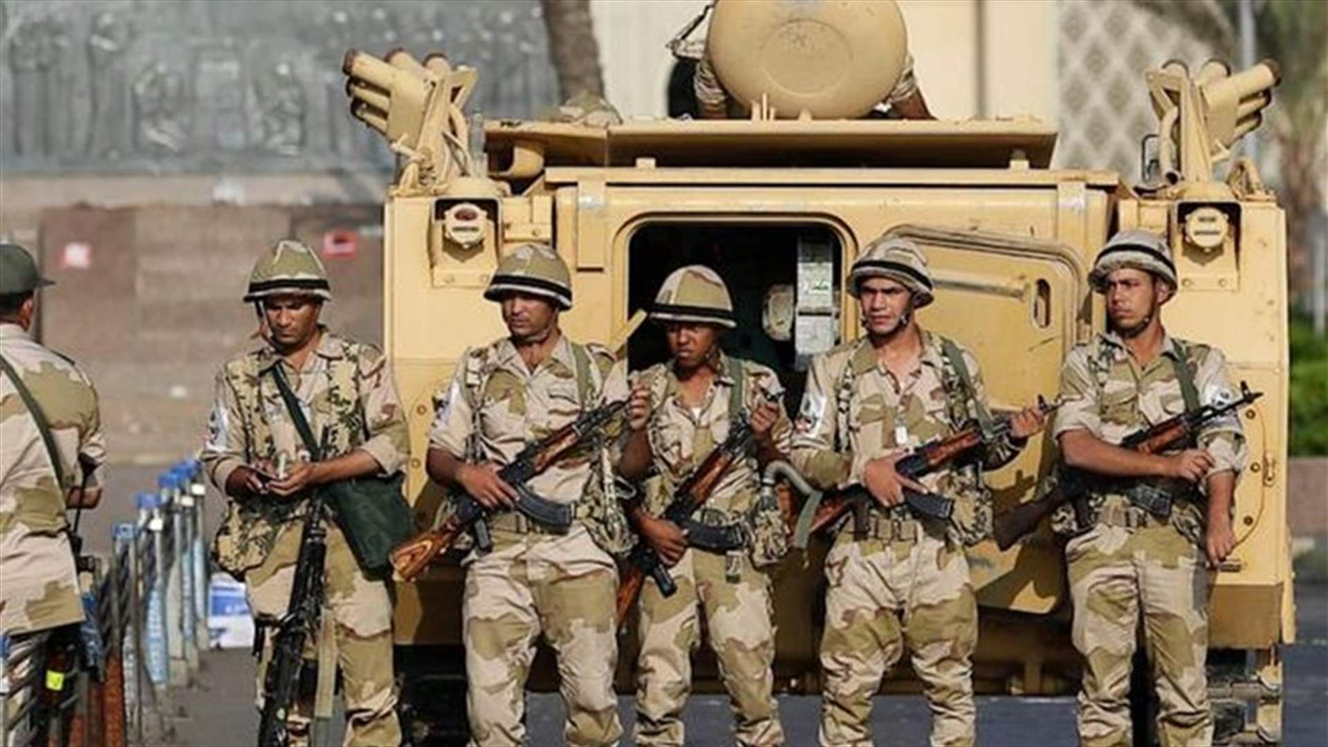 مصر تعلن أنها قتلت 3 من متشددي سيناء واعتقلت 74 آخرين