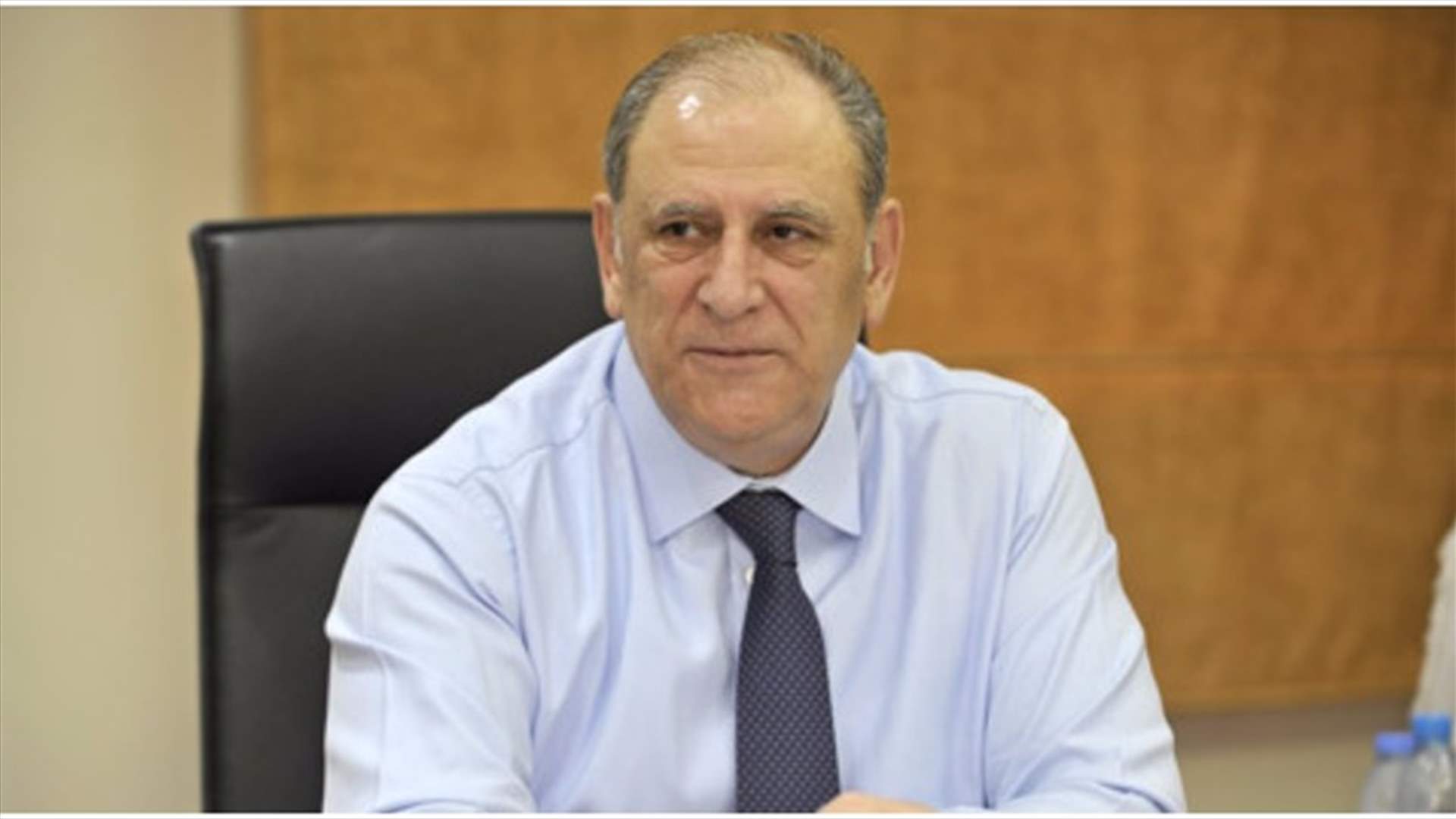 السجال بين الوزير والنائب مستمر... الجراح لفضل الله: "الغرف المغلقة من اختصاصك"
