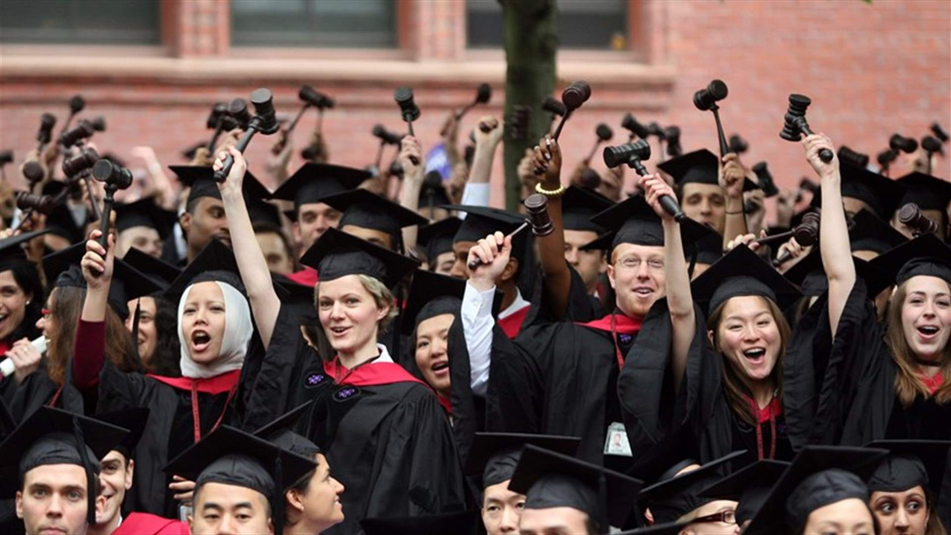 تجنّبوا هذه الاختصاصات الجامعية إذا كنتم تريدون أن تصبحوا أغنياء