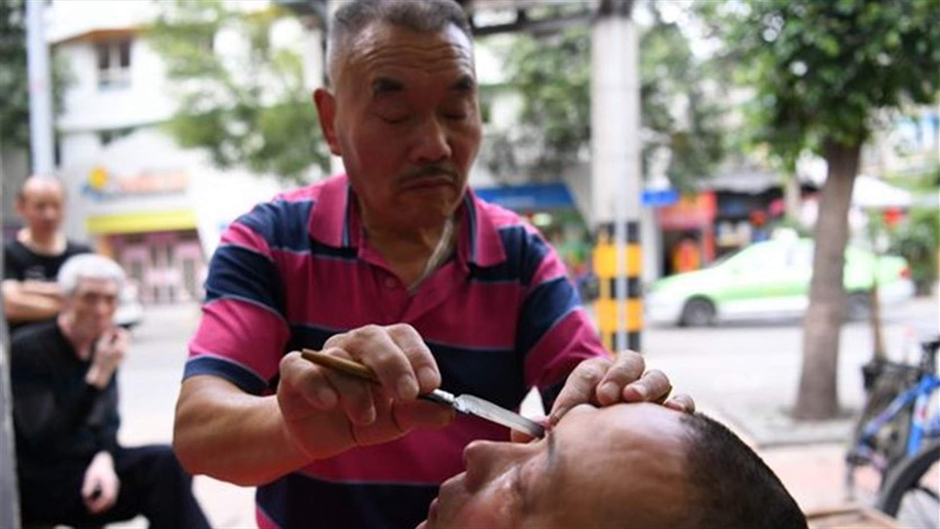 Man Gets His Eyeball SHAVED With Razor Blade To Improve His Vision