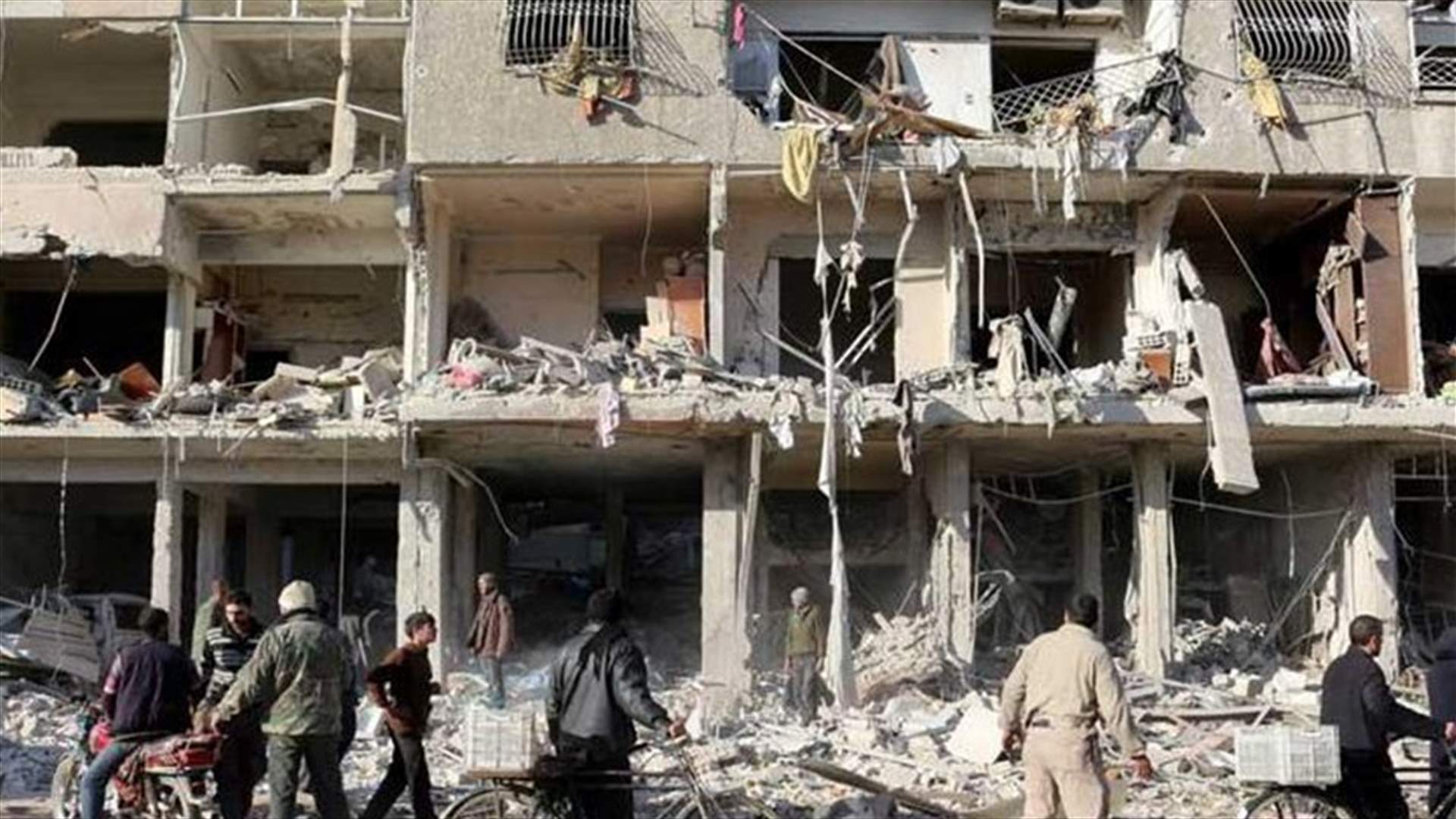 مقتل 19 مدنياً في قصف للجيش السوري قرب دمشق