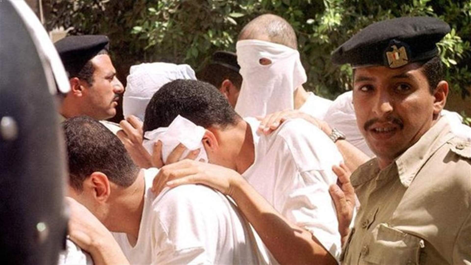 محكمة مصرية تفرج عن 17 شخصا احتجزوا في حملة على المثليين